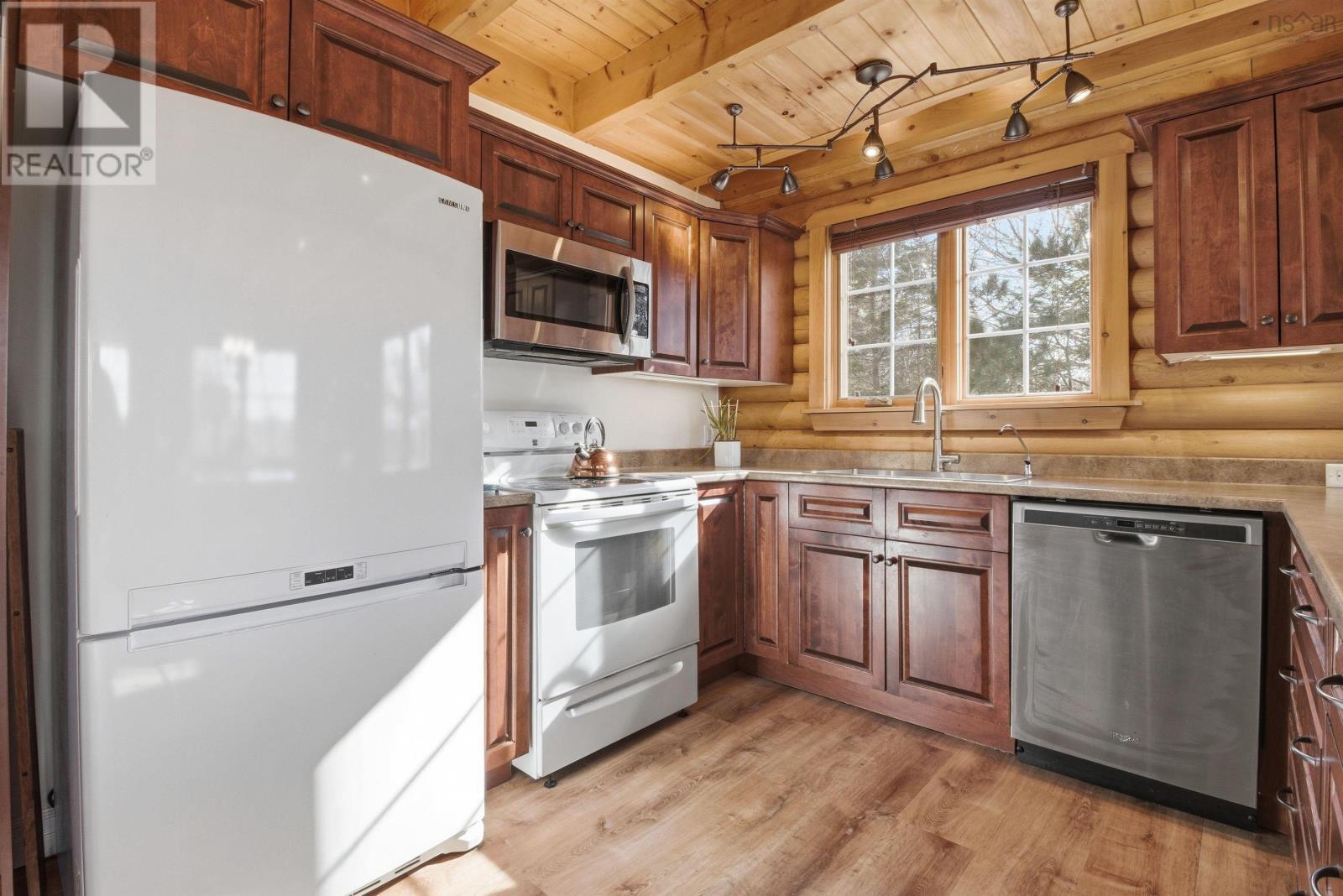 12895 Peggys Cove Road, Tantallon, Nova Scotia  B3Z 2K3 - Photo 15 - 202606366