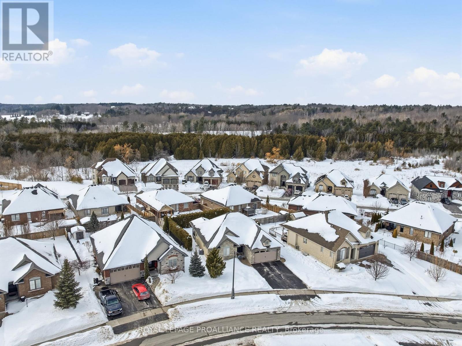 9 Rosslyn Drive, Brighton, Ontario  K0K 1H0 - Photo 3 - X12961182