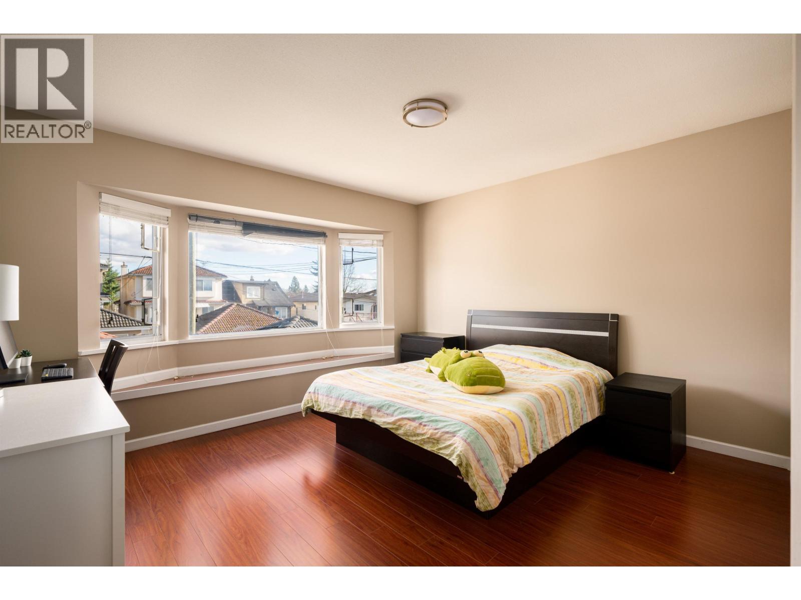 Listing Picture 18 of 23 : 8162 HAIG STREET, Vancouver / 溫哥華 - 魯藝地產 Yvonne Lu Group - MLS Medallion Club Member