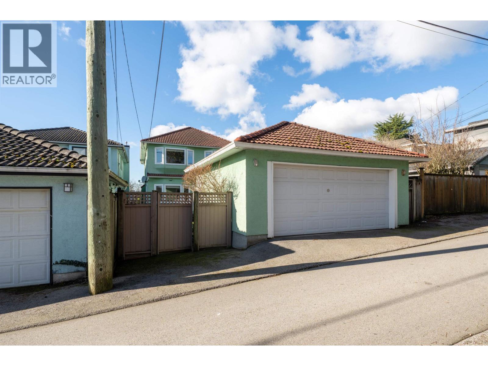 Listing Picture 23 of 23 : 8162 HAIG STREET, Vancouver / 溫哥華 - 魯藝地產 Yvonne Lu Group - MLS Medallion Club Member