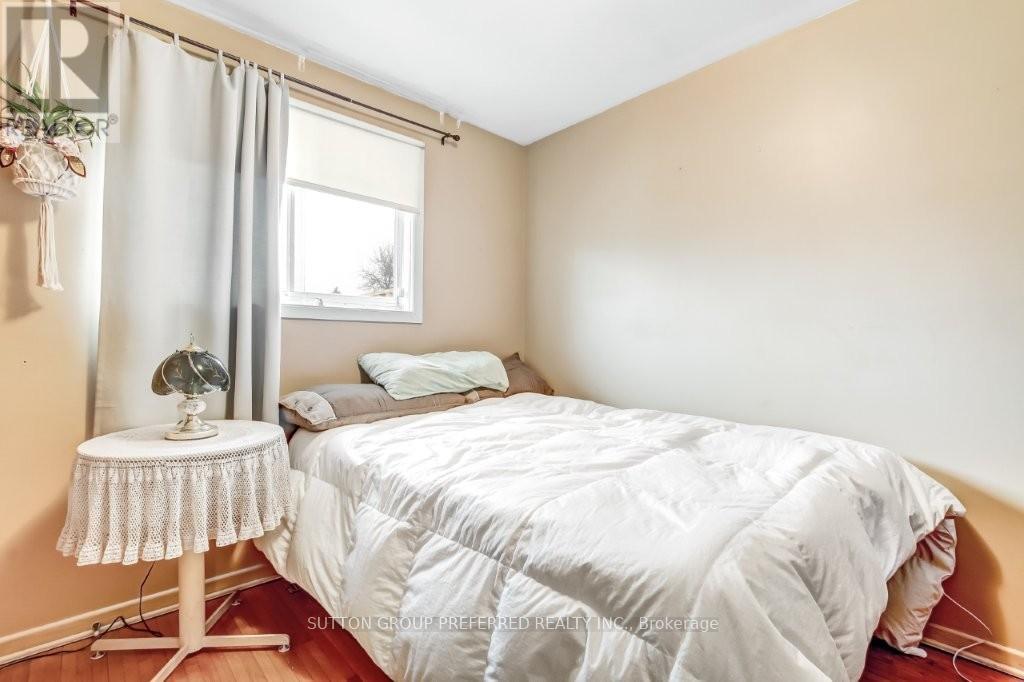 34 Wexford Avenue, London East, Ontario  N5V 1L7 - Photo 10 - X12961150