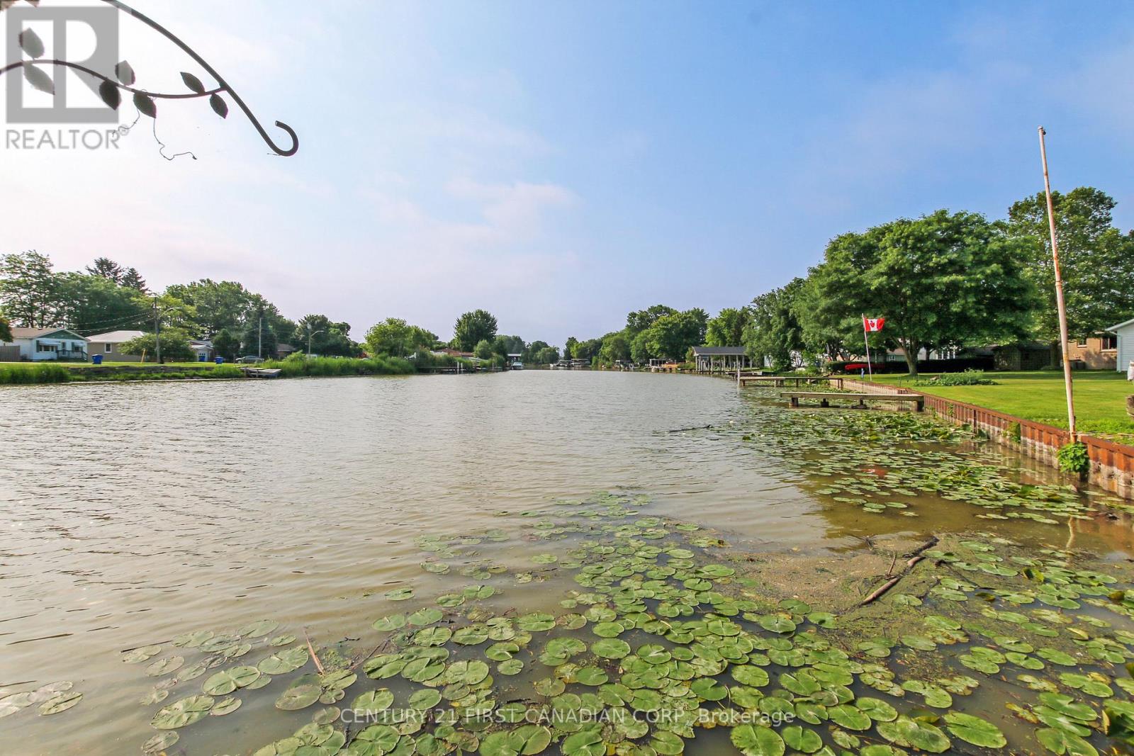 26 Grand Avenue, Chatham-Kent, Ontario  N8A 4J9 - Photo 36 - X12961176