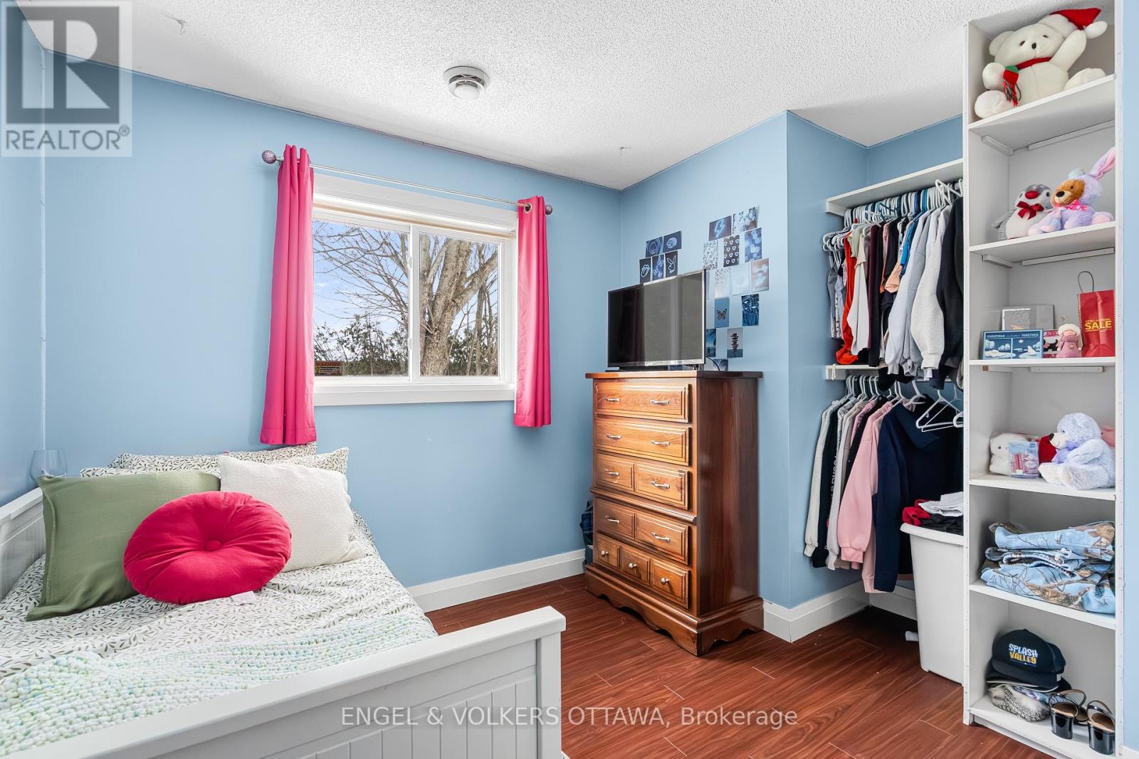 2437 Henri Menard Court, Clarence-Rockland, Ontario  K0A 2A0 - Photo 21 - X12961080