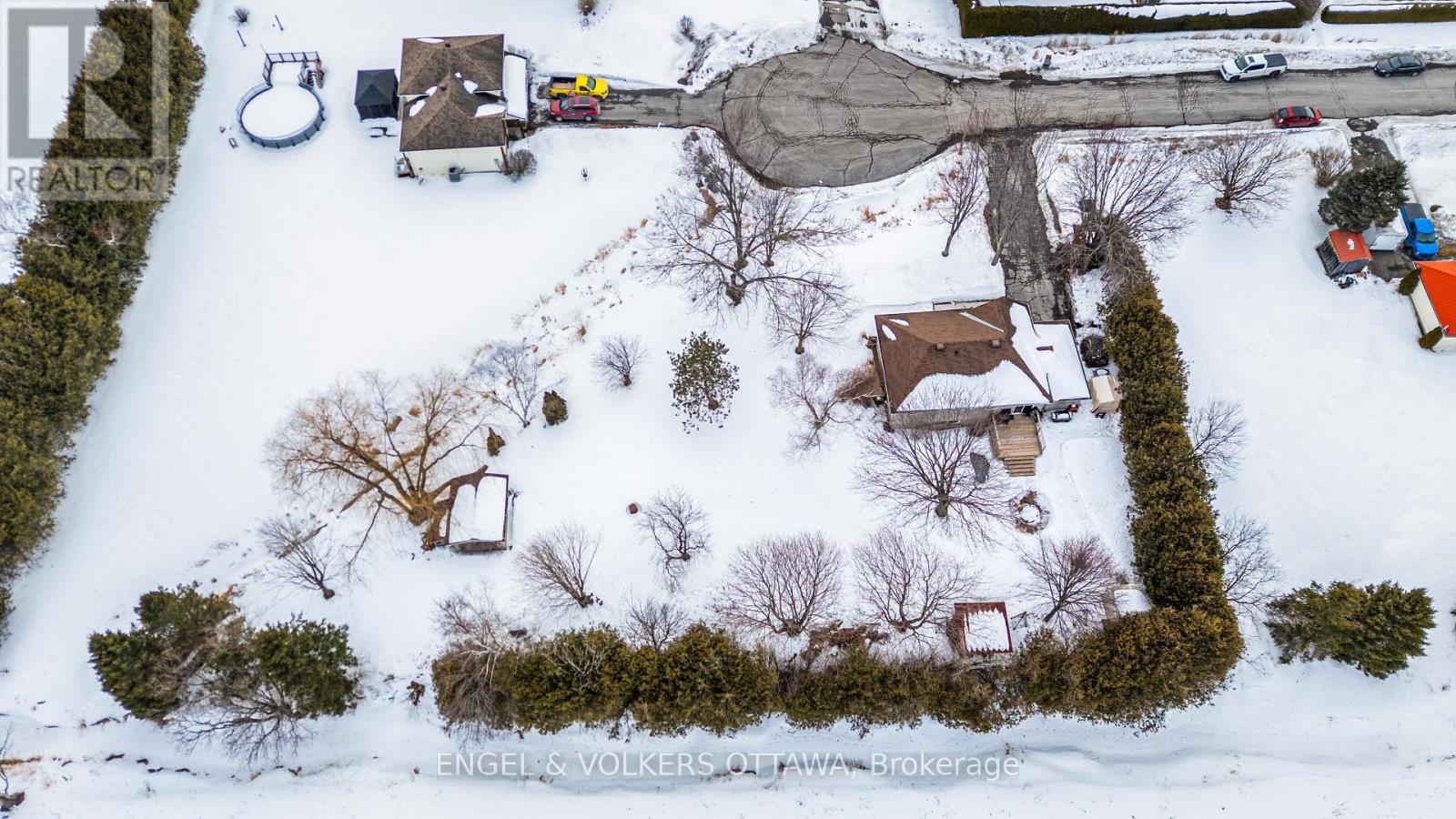 2437 Henri Menard Court, Clarence-Rockland, Ontario  K0A 2A0 - Photo 49 - X12961080