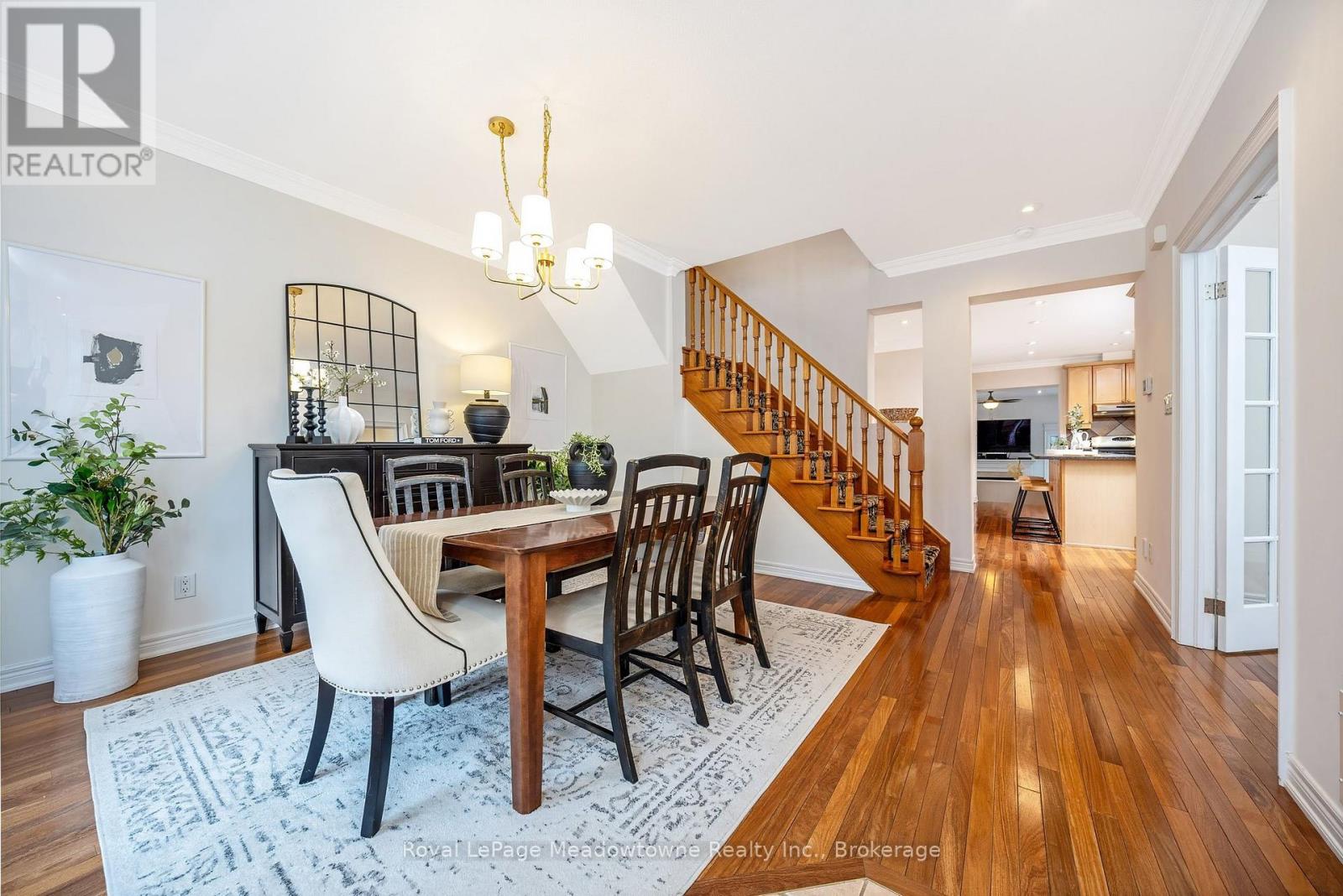 49 Mill Street, Milton, Ontario  L9T 1R7 - Photo 5 - W12961160