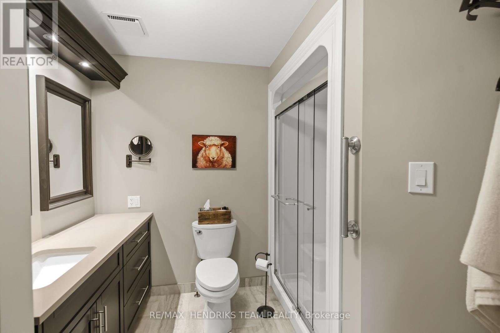 8 - 10 Elderwood Drive, St. Catharines, Ontario  L2S 3G4 - Photo 16 - X12961186