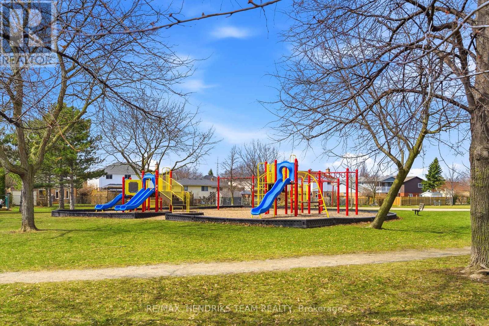 8 - 10 Elderwood Drive, St. Catharines, Ontario  L2S 3G4 - Photo 34 - X12961186