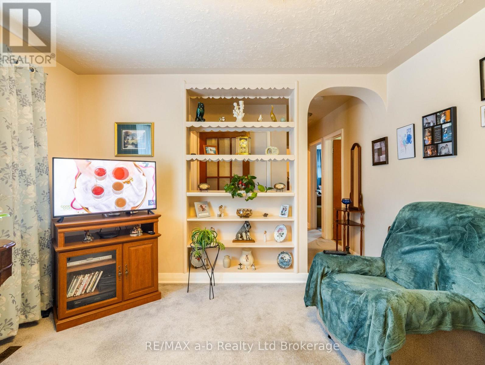 219 Bowerhill Road, Woodstock, Ontario  N4S 2N5 - Photo 8 - X12961102