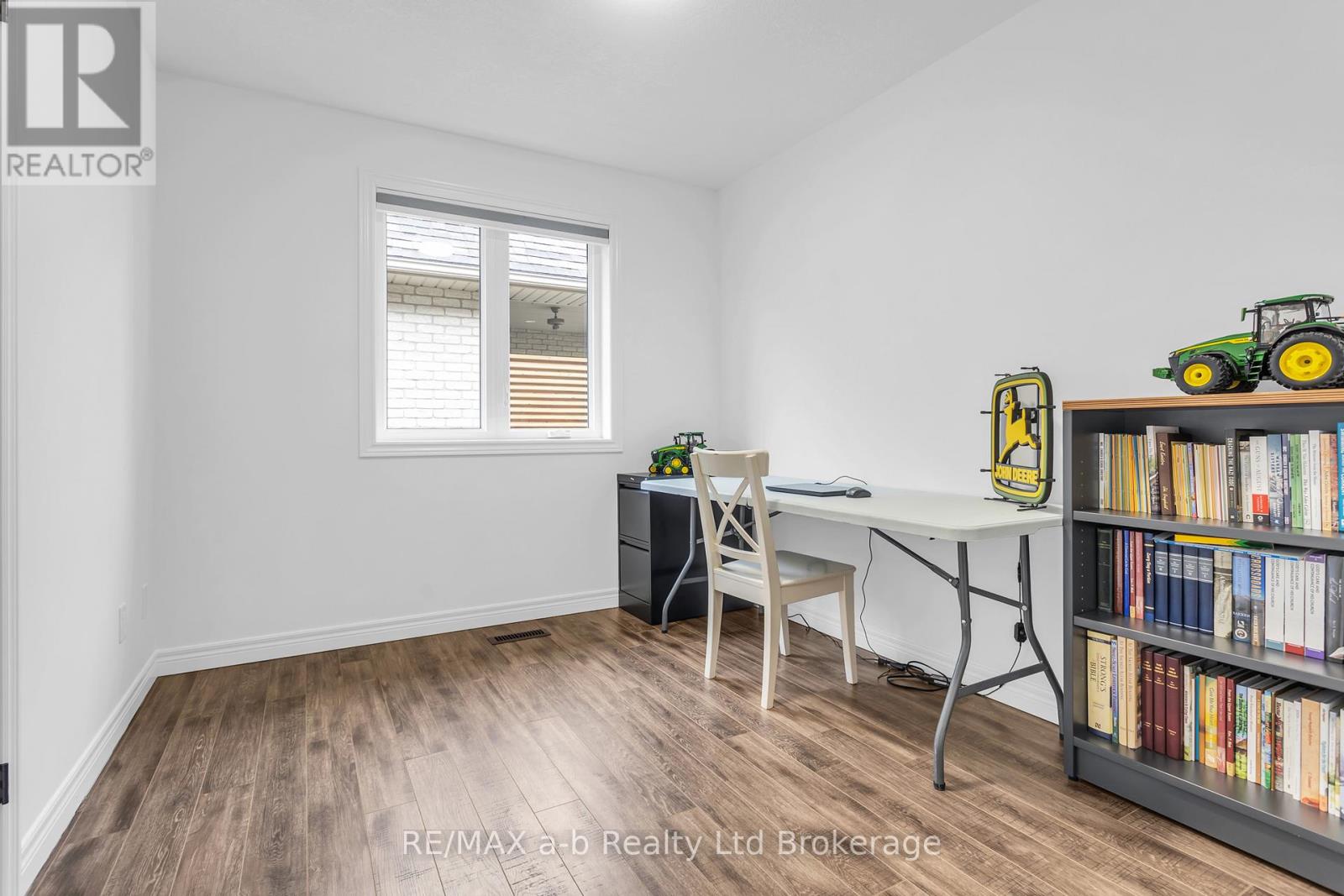 54 Albert Street, Norwich, Ontario  N0J 1P0 - Photo 12 - X12961172