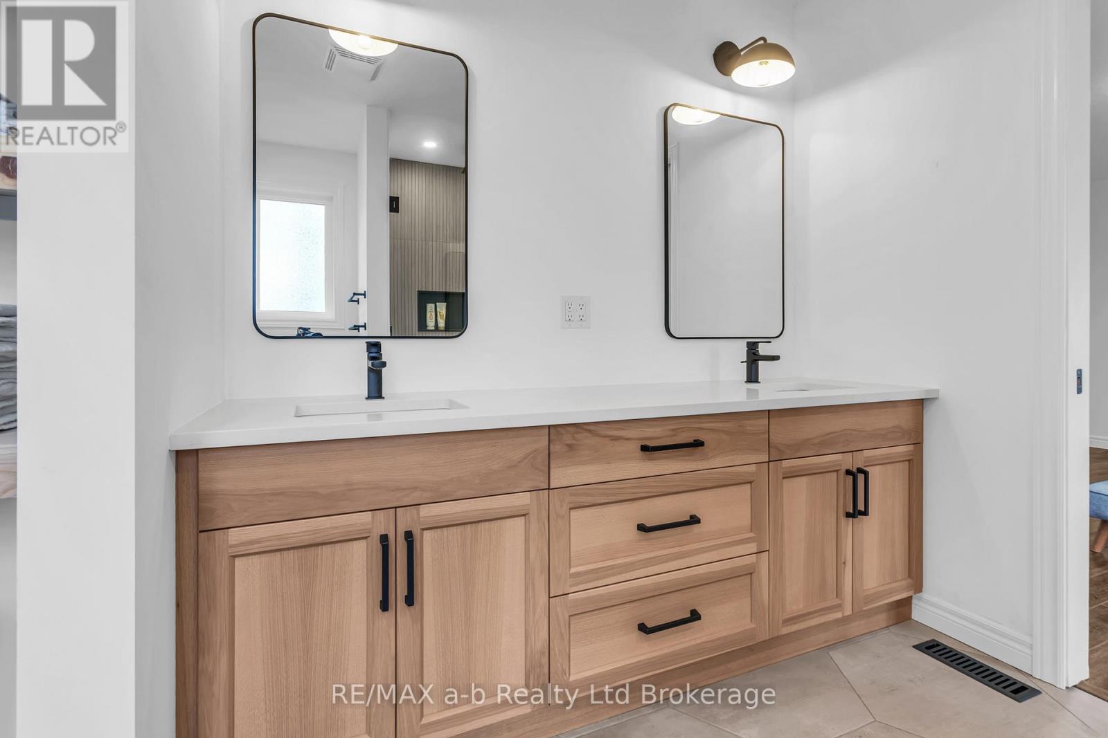 54 Albert Street, Norwich, Ontario  N0J 1P0 - Photo 16 - X12961172