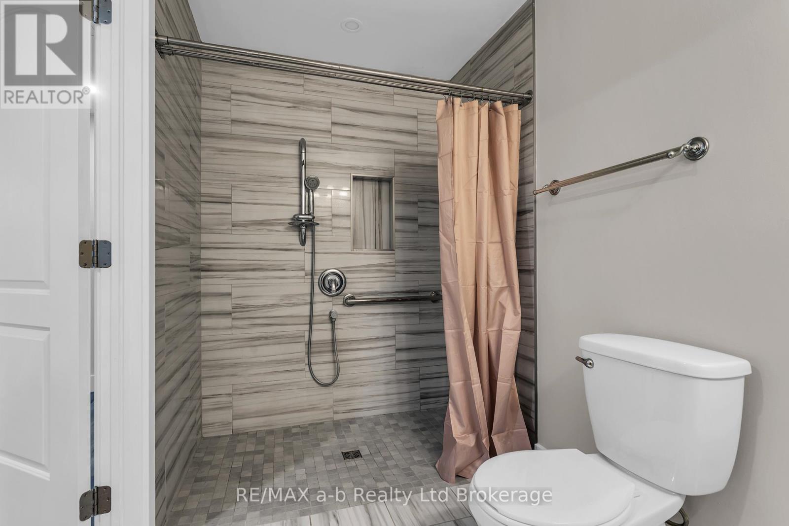 54 Albert Street, Norwich, Ontario  N0J 1P0 - Photo 23 - X12961172