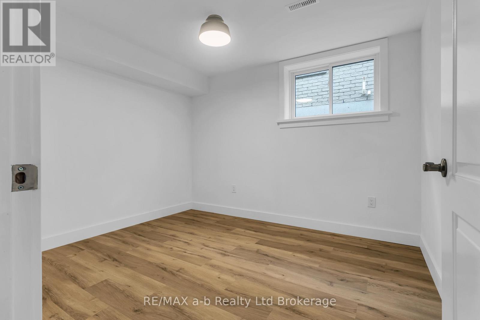 54 Albert Street, Norwich, Ontario  N0J 1P0 - Photo 25 - X12961172