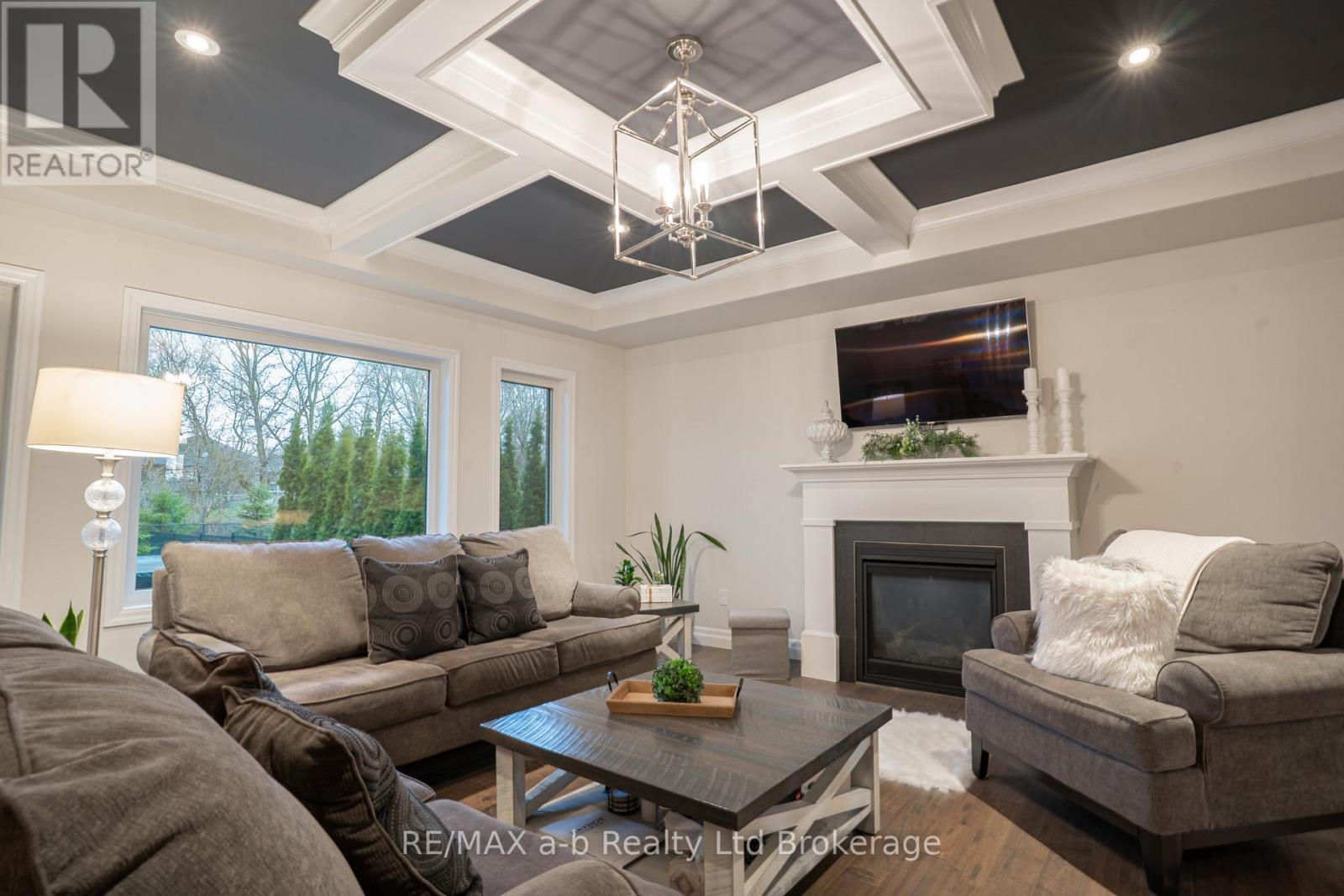 30 Brookside Lane, Tillsonburg, Ontario  N4G 0A1 - Photo 11 - X12961174