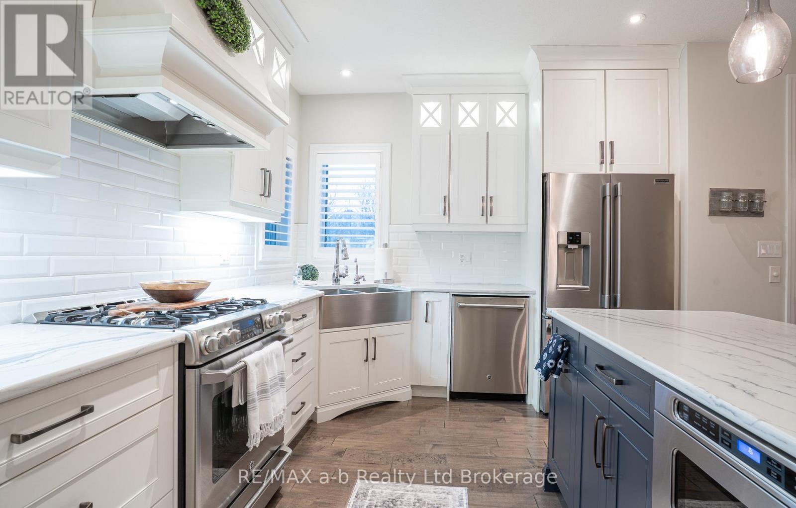 30 Brookside Lane, Tillsonburg, Ontario  N4G 0A1 - Photo 14 - X12961174