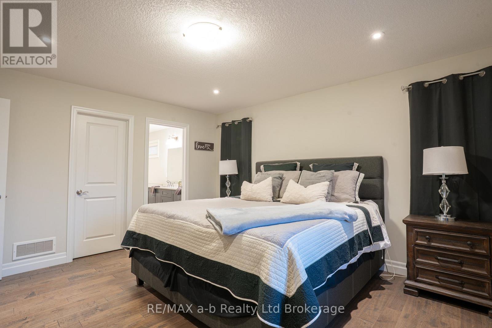 30 Brookside Lane, Tillsonburg, Ontario  N4G 0A1 - Photo 17 - X12961174