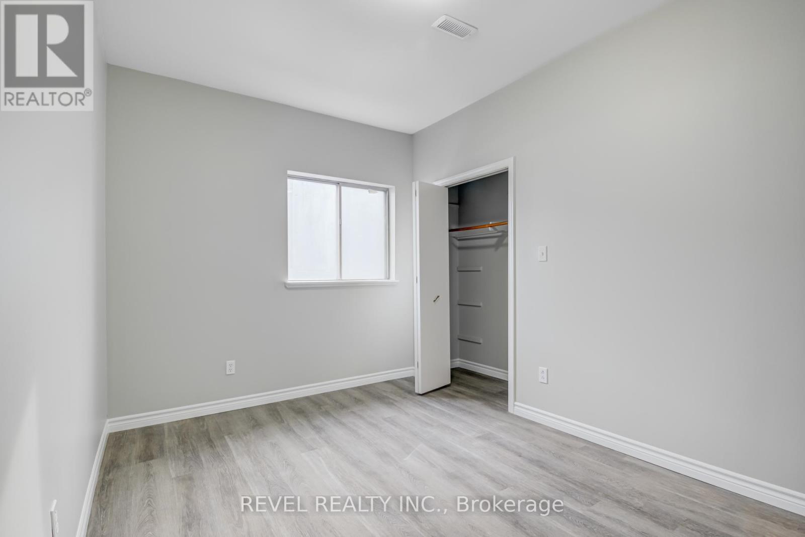 2nd Floor - 2095 Dufferin Street N, Toronto, Ontario  M6E 3R3 - Photo 16 - C12765834