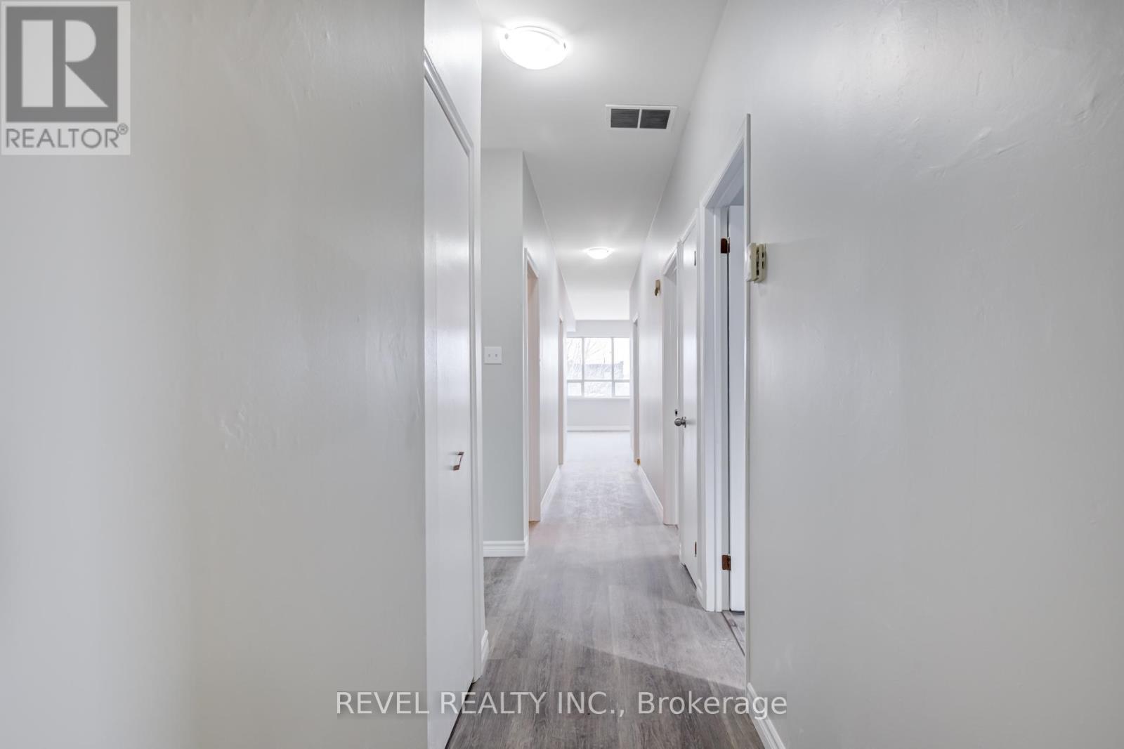 2nd Floor - 2095 Dufferin Street N, Toronto, Ontario  M6E 3R3 - Photo 4 - C12765834