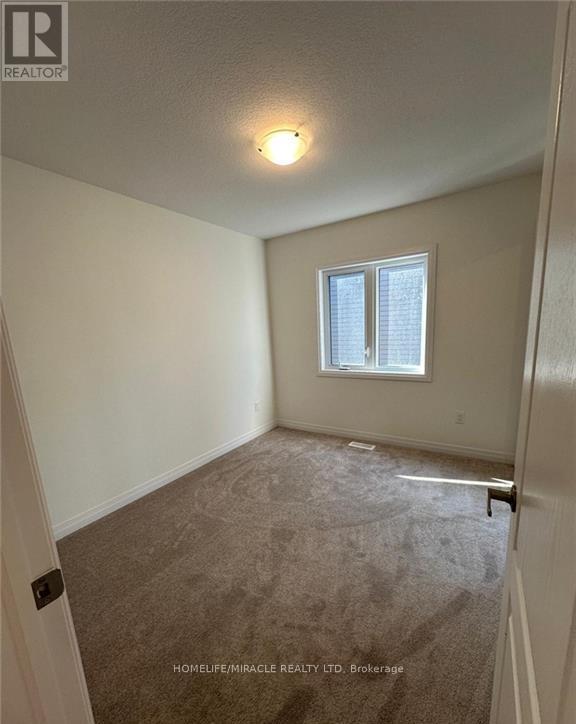 74 Masters Street, Welland, Ontario  L3B 0N4 - Photo 13 - X12961060