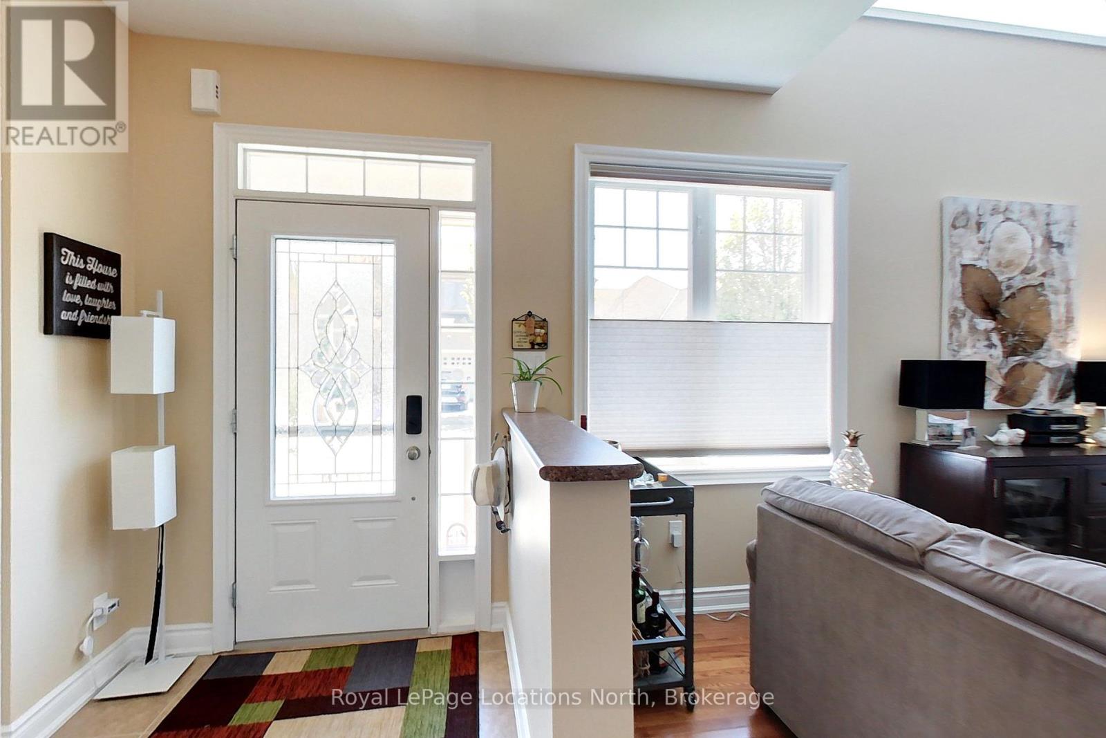 60 Savannah Crescent, Wasaga Beach, Ontario  L9Z 0E7 - Photo 5 - S12961138