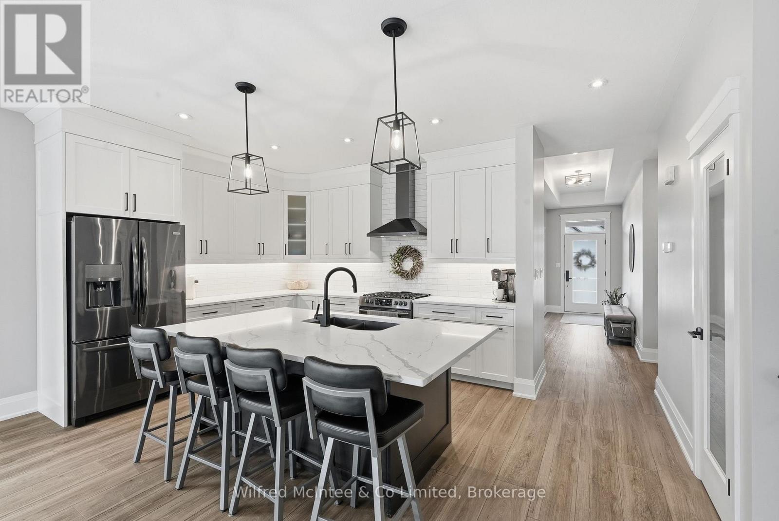 105 Fourth Street, Brockton, Ontario  N0G 2V0 - Photo 10 - X12961146