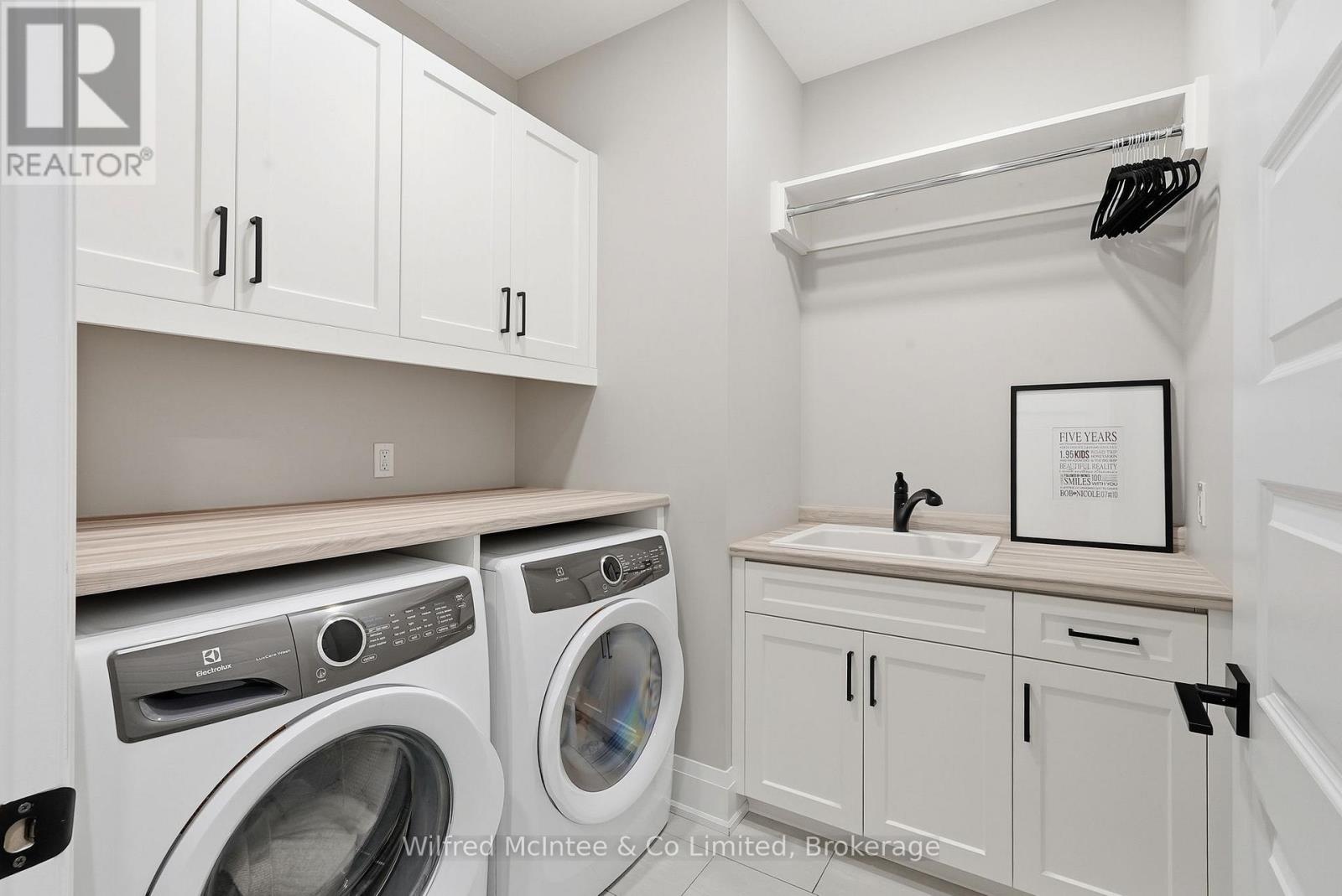 105 Fourth Street, Brockton, Ontario  N0G 2V0 - Photo 24 - X12961146