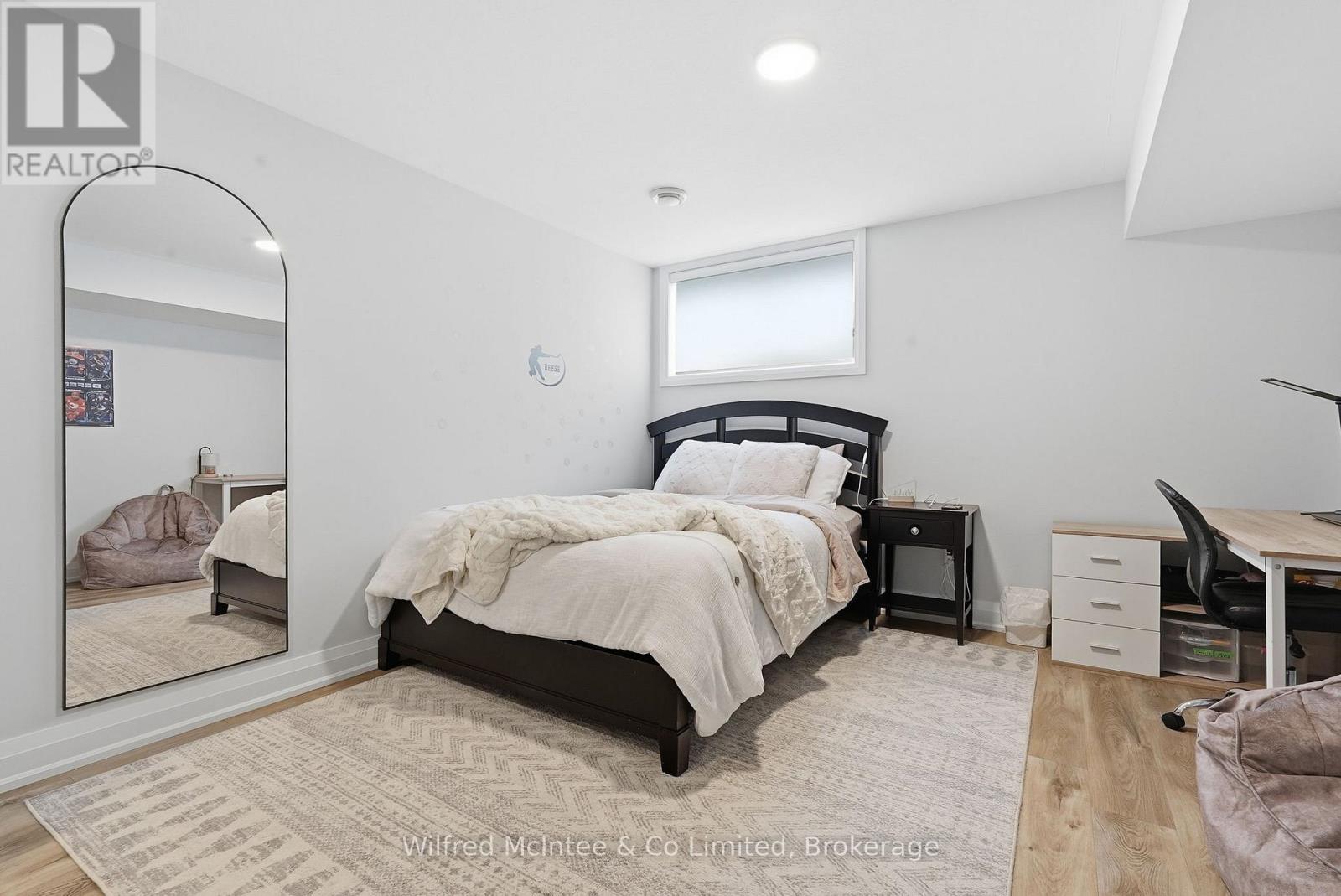 105 Fourth Street, Brockton, Ontario  N0G 2V0 - Photo 33 - X12961146