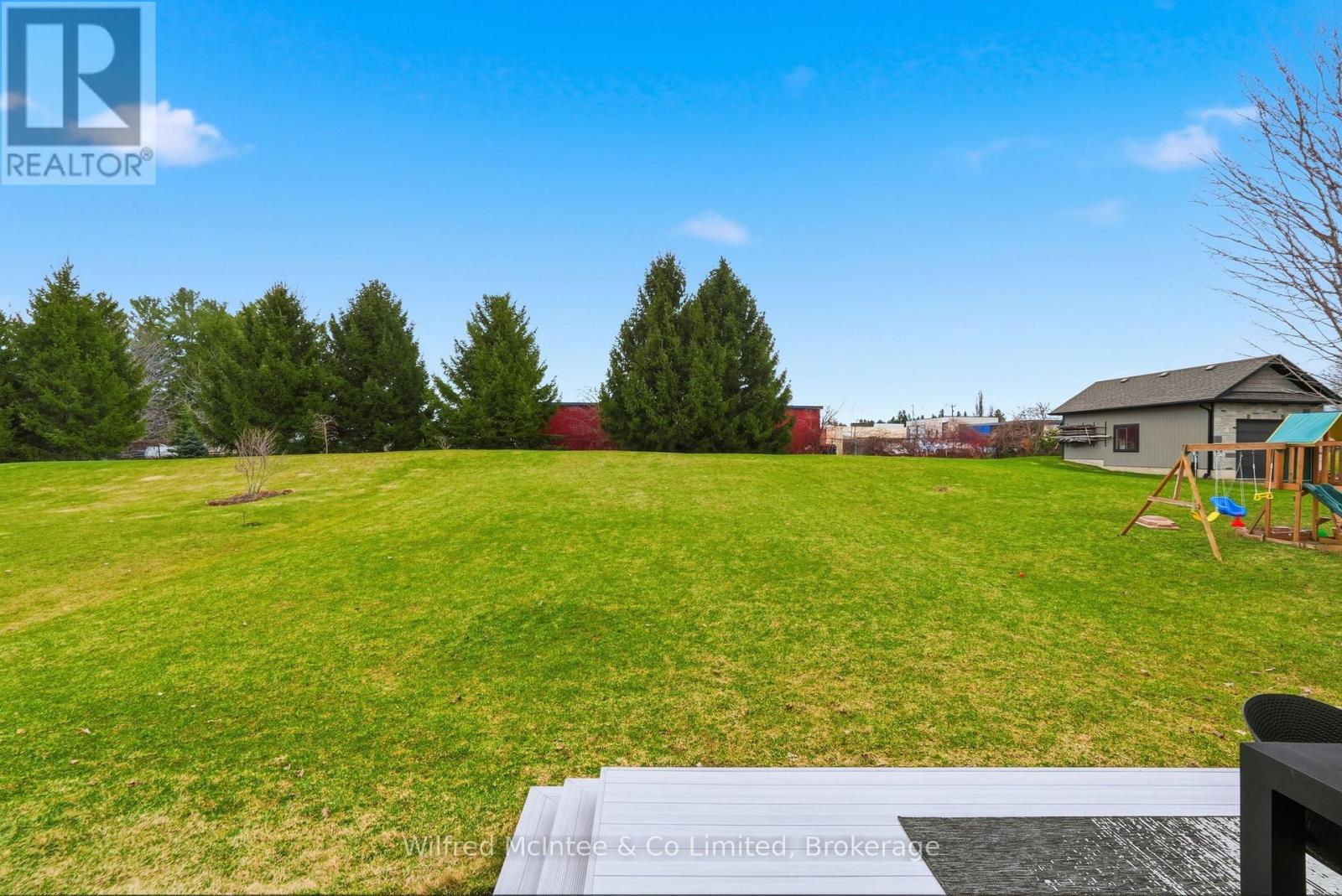 105 Fourth Street, Brockton, Ontario  N0G 2V0 - Photo 42 - X12961146