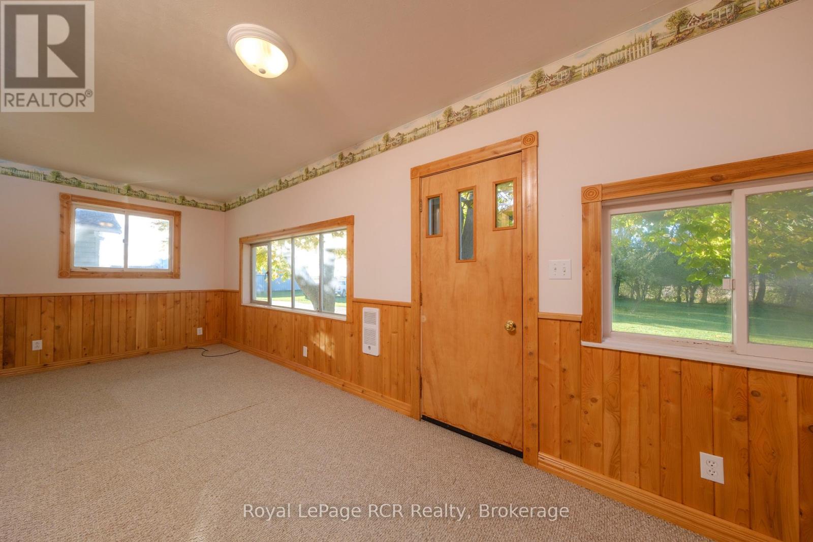 2095 12 Concession, Huron-Kinloss, Ontario  N0G 2R0 - Photo 12 - X12961154