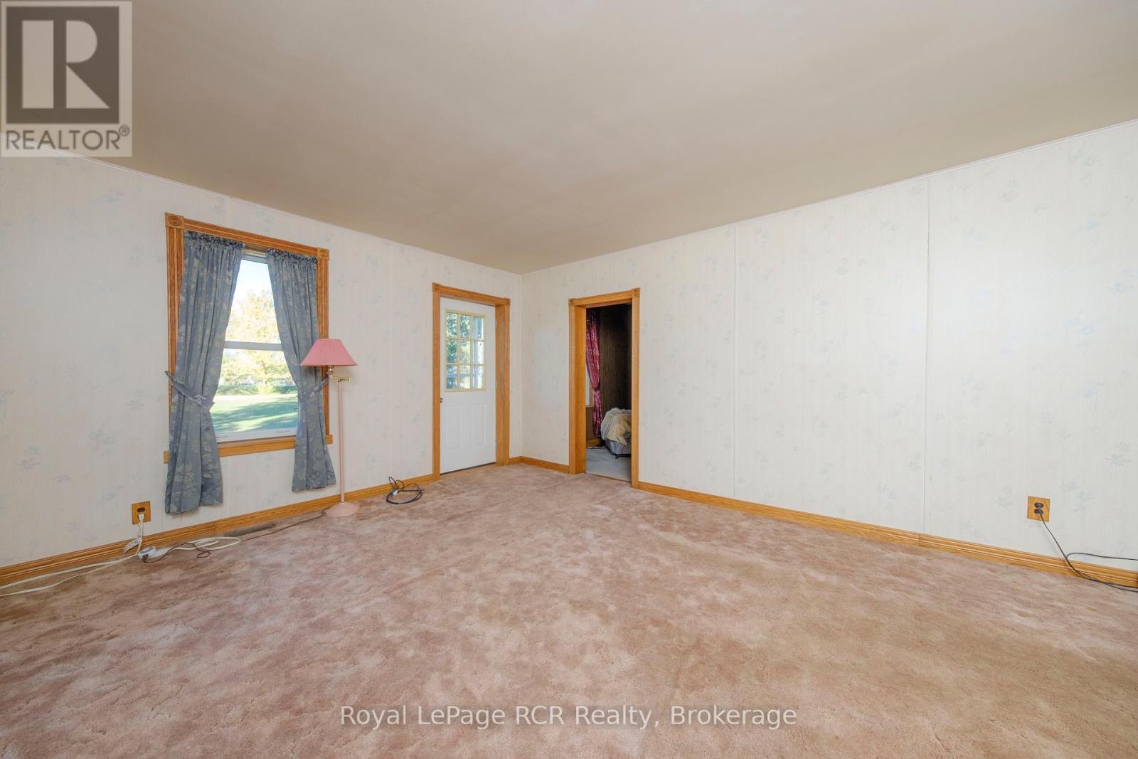2095 12 Concession, Huron-Kinloss, Ontario  N0G 2R0 - Photo 13 - X12961154
