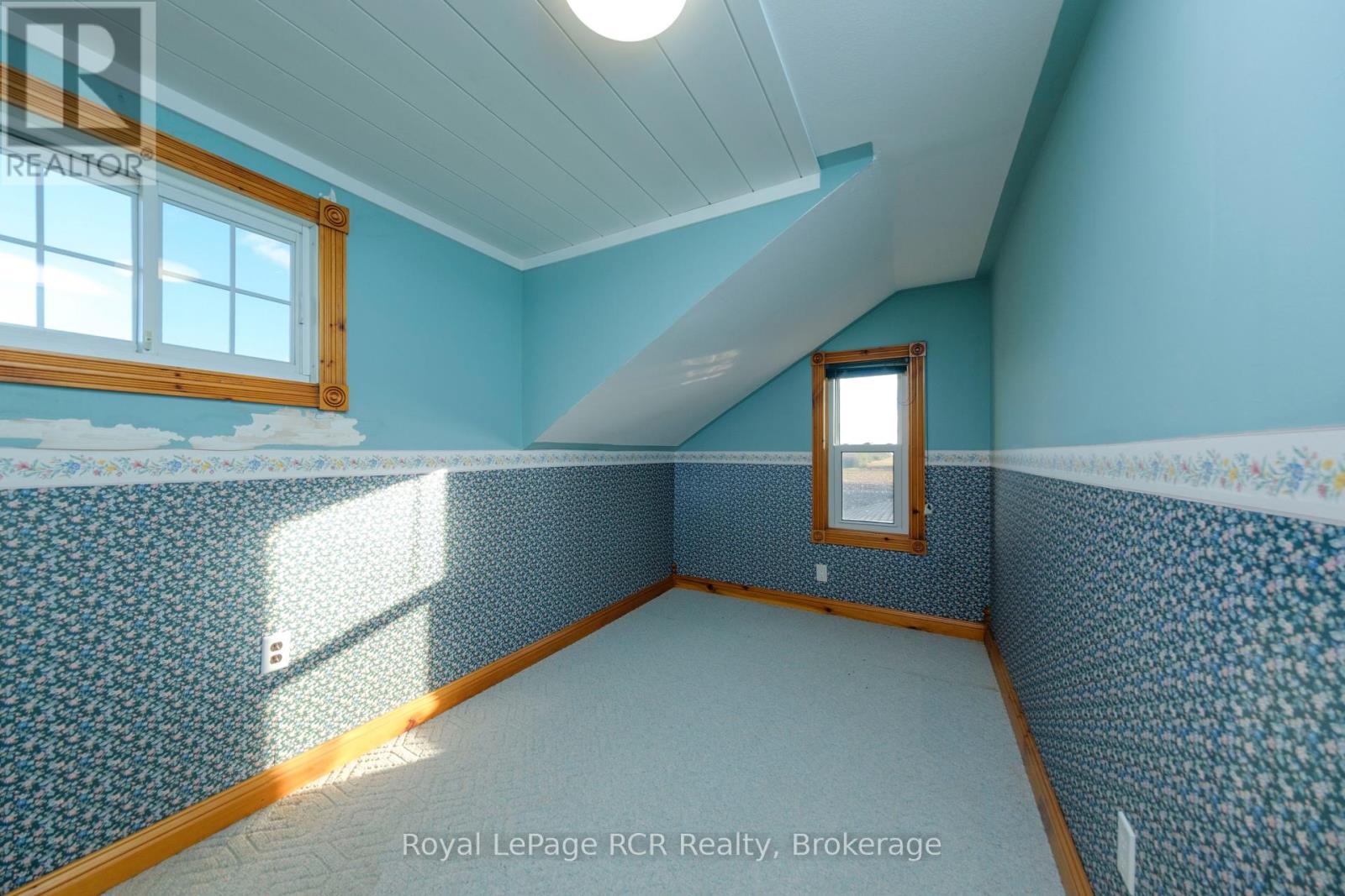 2095 12 Concession, Huron-Kinloss, Ontario  N0G 2R0 - Photo 20 - X12961154