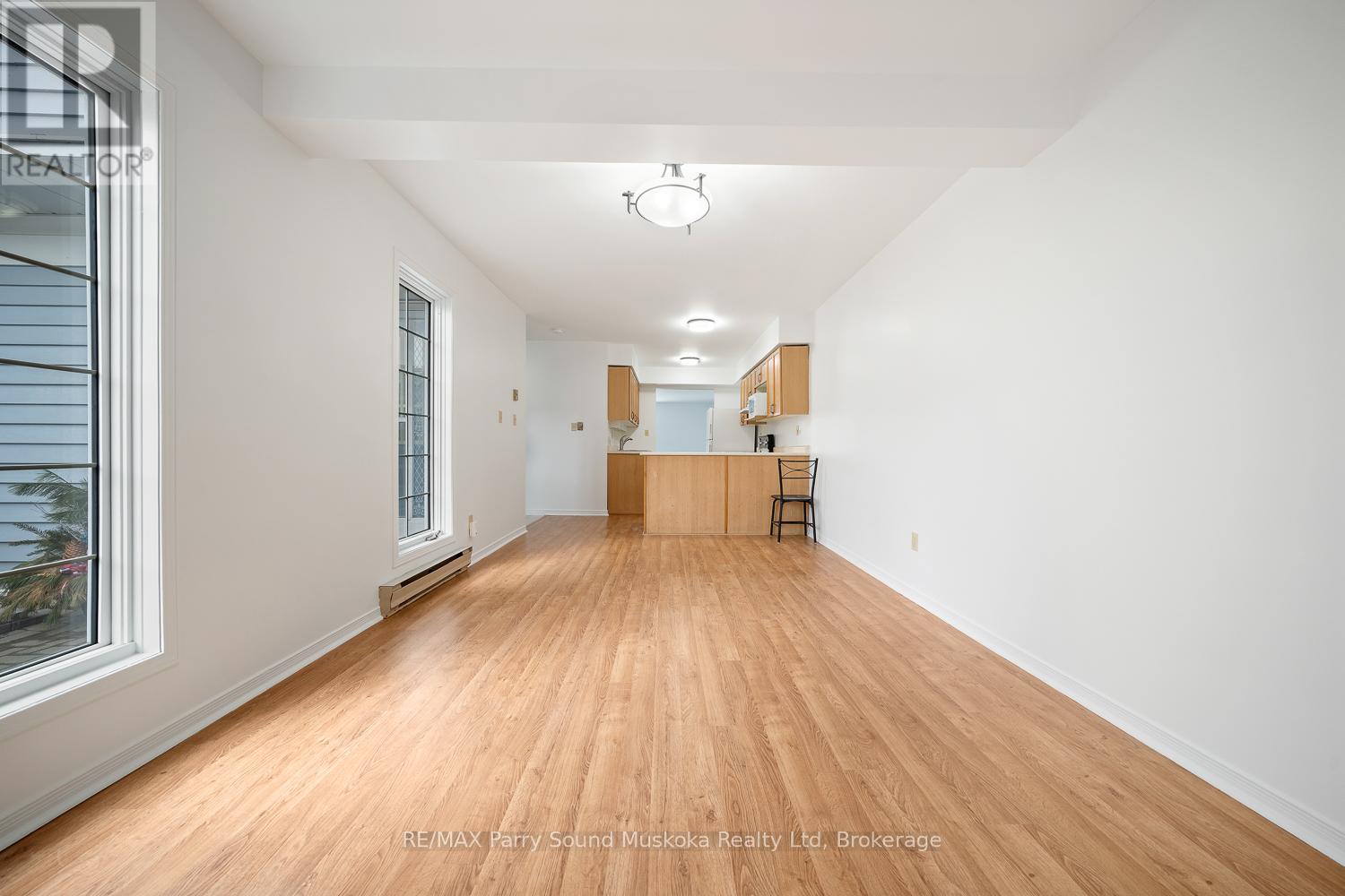 18 Georgian Bay Avenue, Parry Sound, Ontario  P2A 3B2 - Photo 13 - X12961202