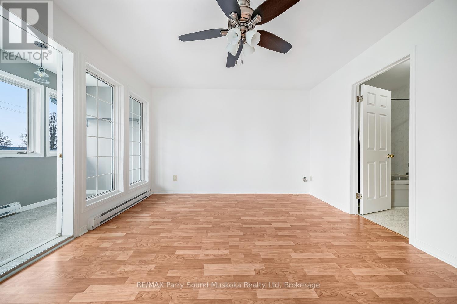 18 Georgian Bay Avenue, Parry Sound, Ontario  P2A 3B2 - Photo 24 - X12961202