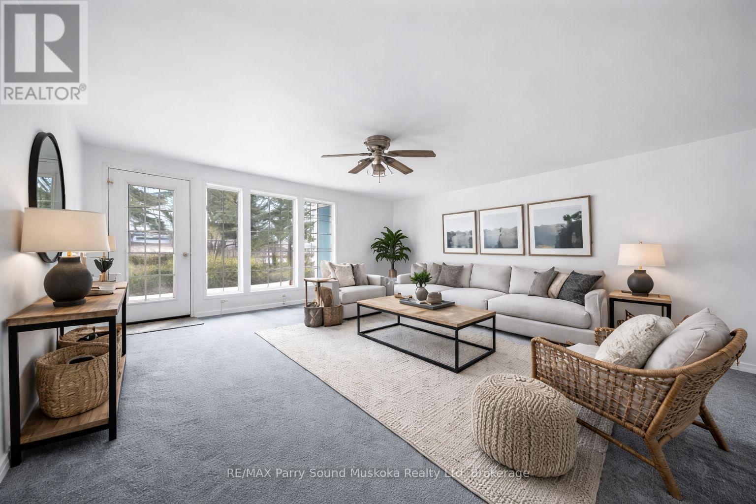 18 Georgian Bay Avenue, Parry Sound, Ontario  P2A 3B2 - Photo 6 - X12961202