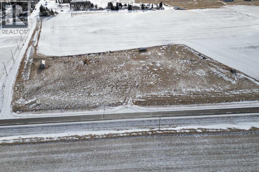 238 3 Avenue, Lomond, Alberta  T0L 1G0 - Photo 3 - A2271062