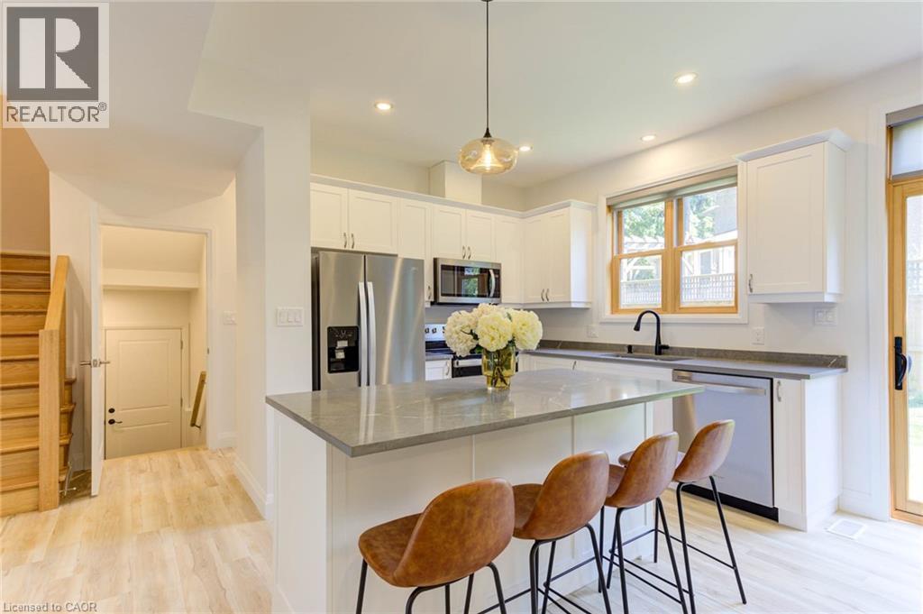 266 Bridge Street, Fergus, Ontario  N1M 1T7 - Photo 7 - 40813164