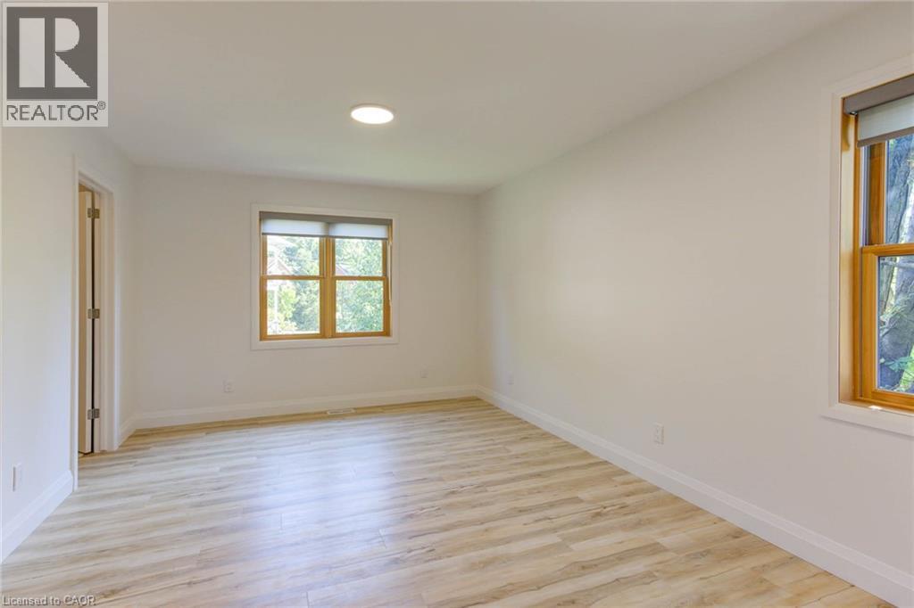 266 Bridge Street, Fergus, Ontario  N1M 1T7 - Photo 19 - 40813164