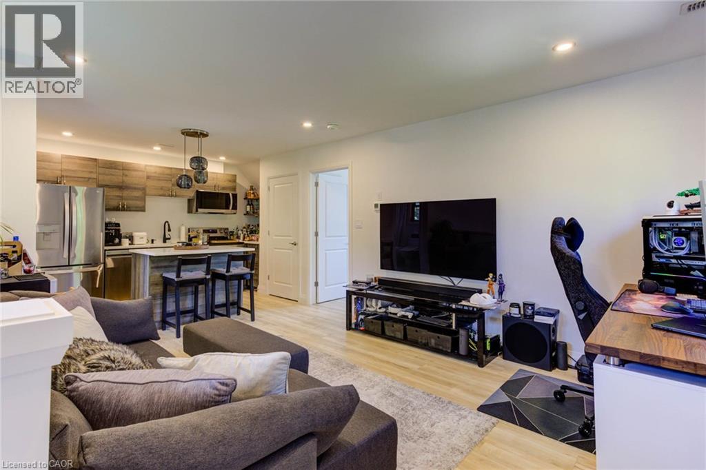 266 Bridge Street, Fergus, Ontario  N1M 1T7 - Photo 27 - 40813164