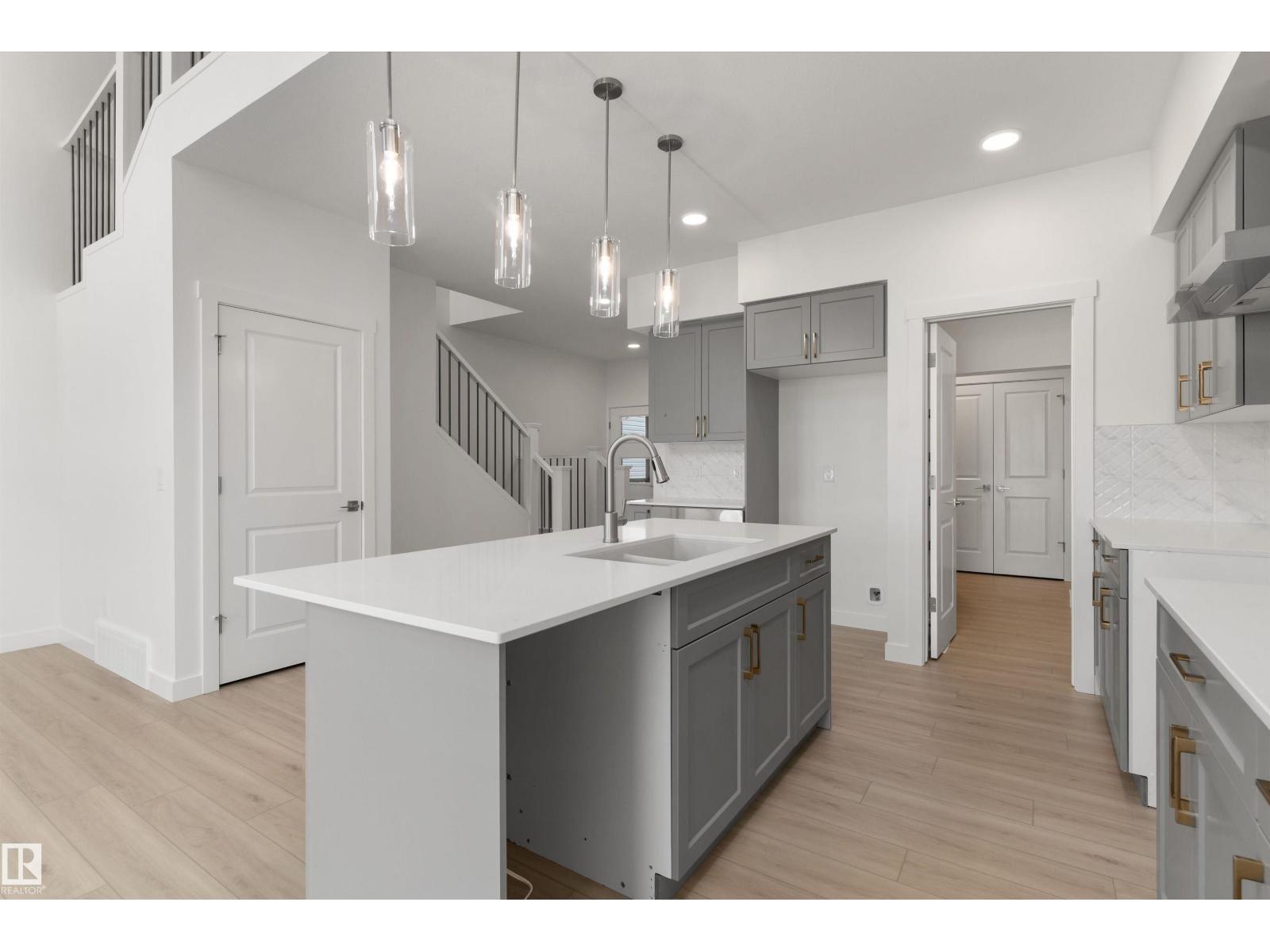 19127 20 Av Nw, Edmonton, Alberta  T6M 3E8 - Photo 18 - E4477741