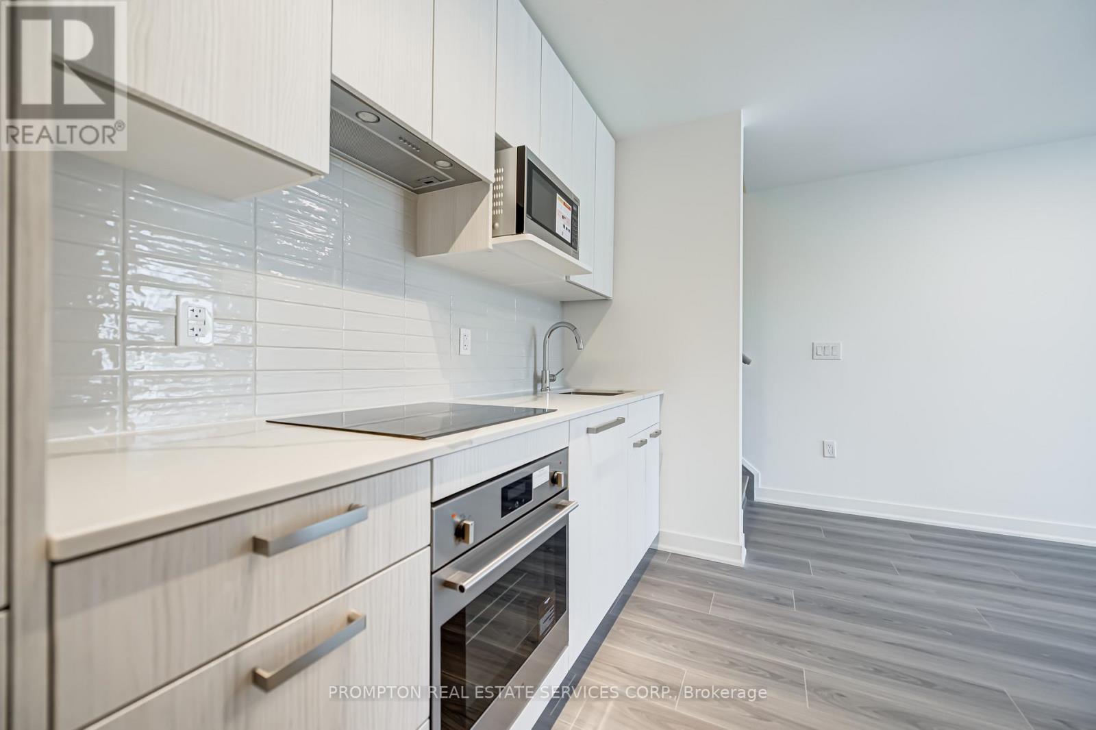 202 - 65 Curlew Drive, Toronto, Ontario  M3A 0B5 - Photo 11 - C12961184