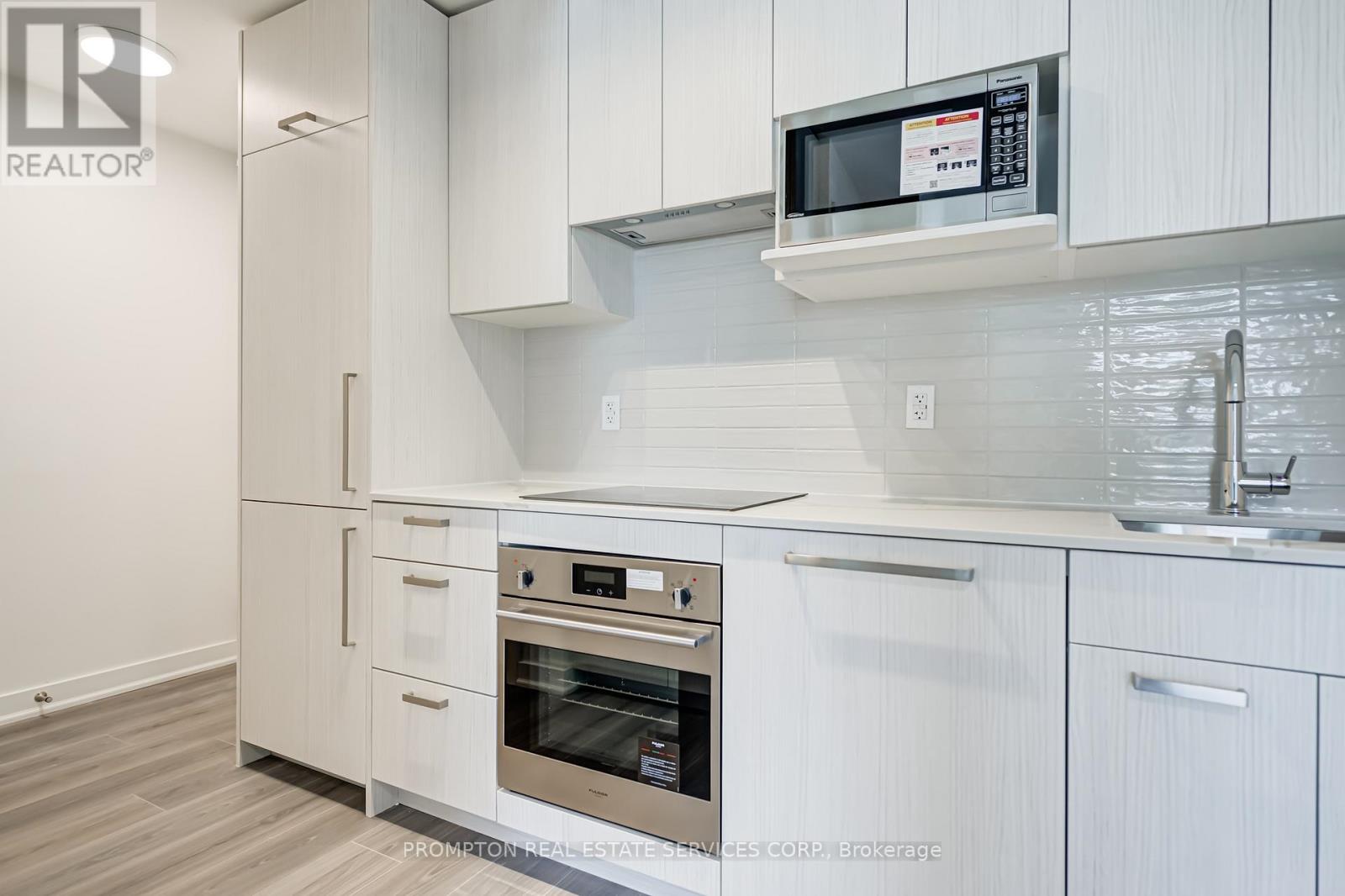 202 - 65 Curlew Drive, Toronto, Ontario  M3A 0B5 - Photo 12 - C12961184