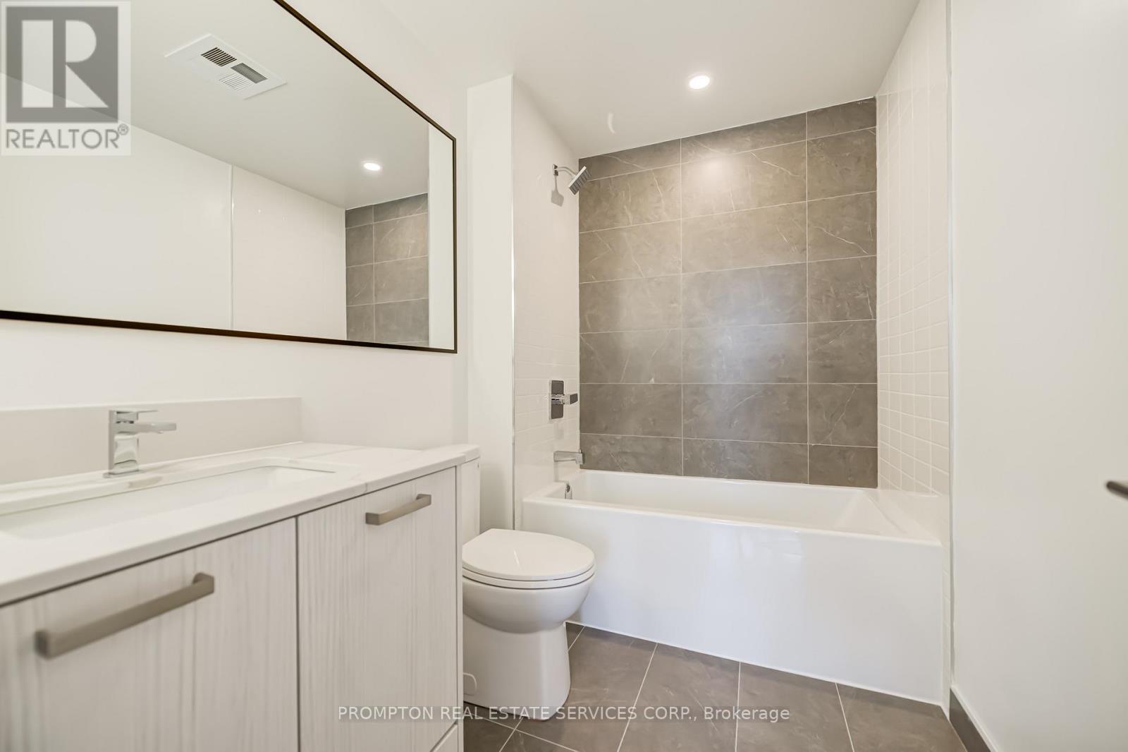 202 - 65 Curlew Drive, Toronto, Ontario  M3A 0B5 - Photo 26 - C12961184