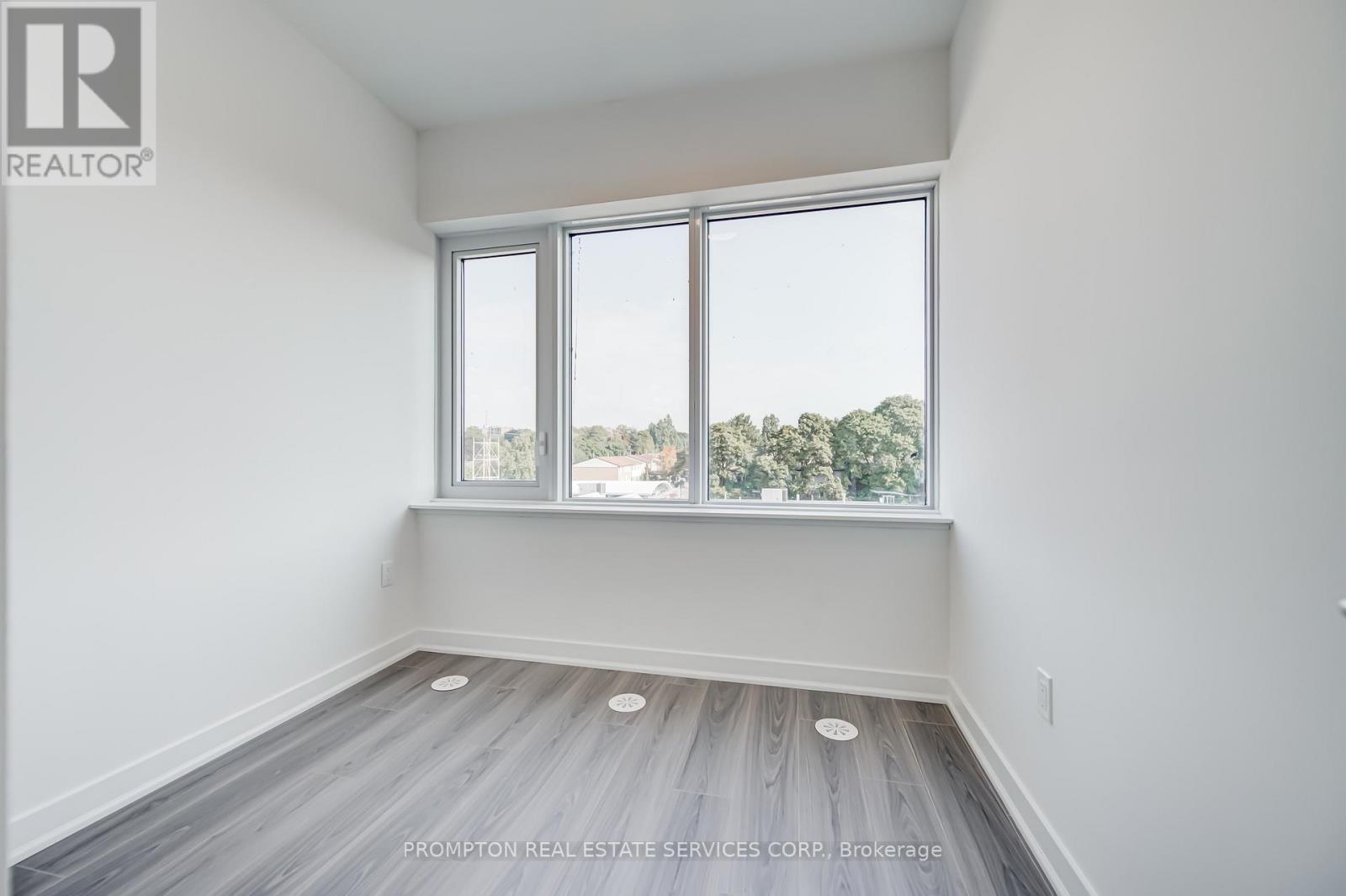 202 - 65 Curlew Drive, Toronto, Ontario  M3A 0B5 - Photo 27 - C12961184