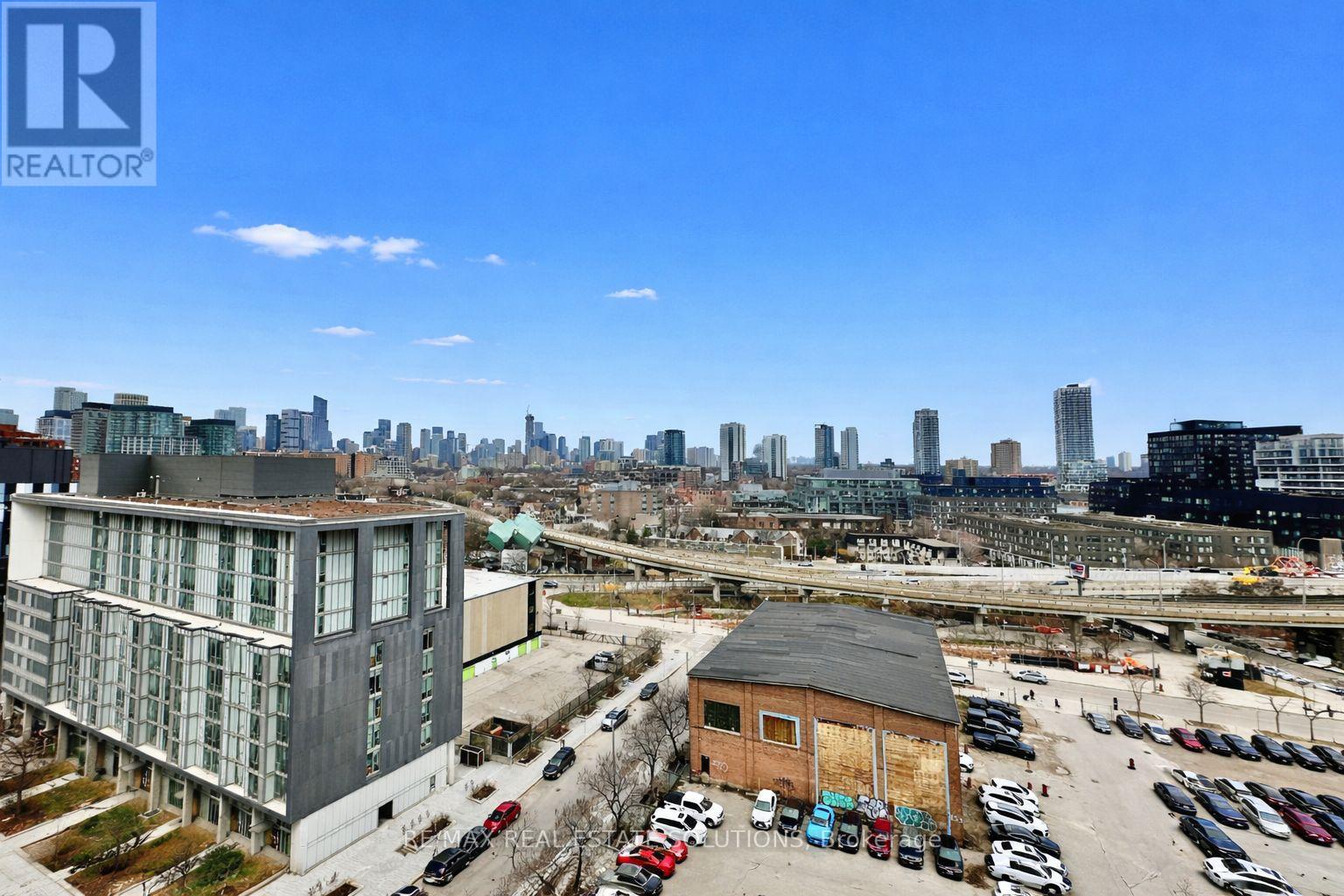 1214 - 60 Tannery Road, Toronto, Ontario  M5A 0S8 - Photo 2 - C12959600