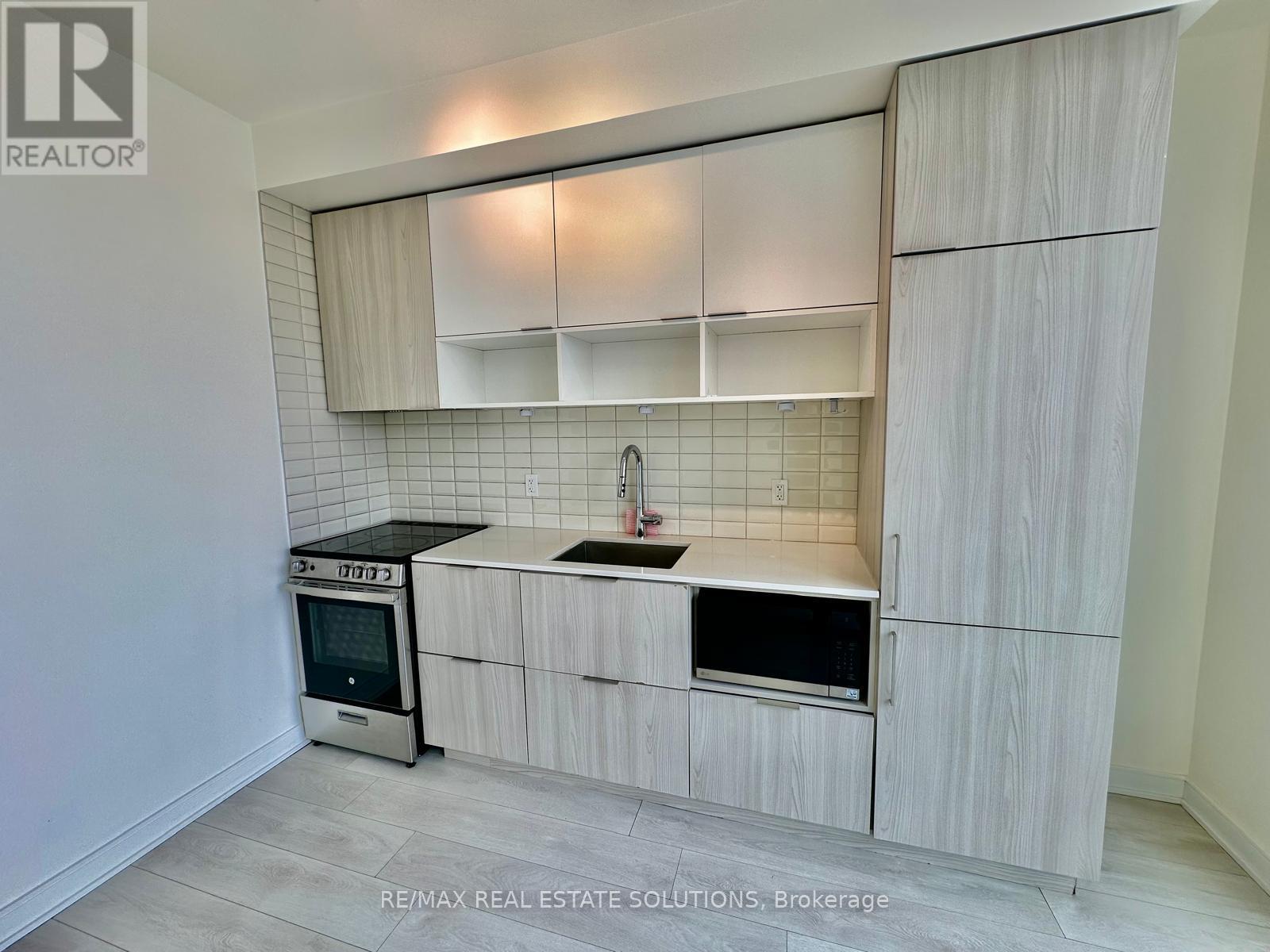 1214 - 60 Tannery Road, Toronto, Ontario  M5A 0S8 - Photo 5 - C12959600