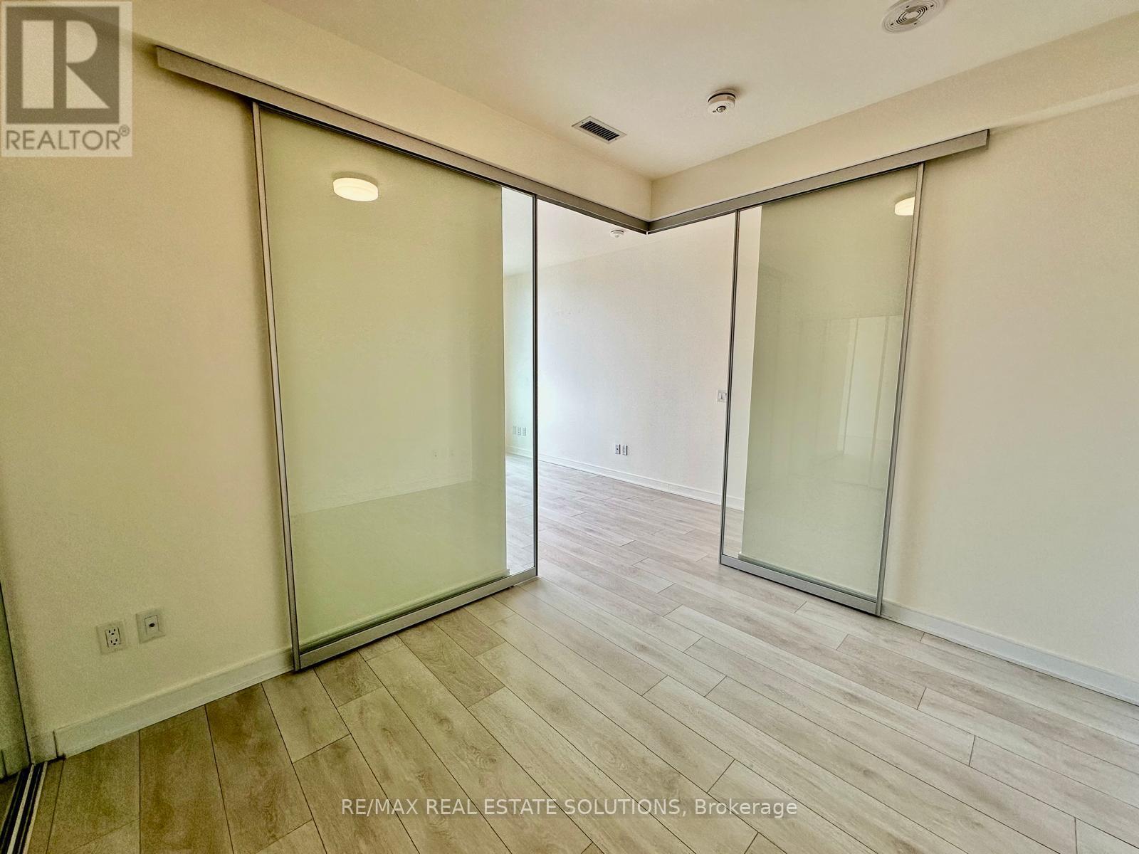 1214 - 60 Tannery Road, Toronto, Ontario  M5A 0S8 - Photo 9 - C12959600