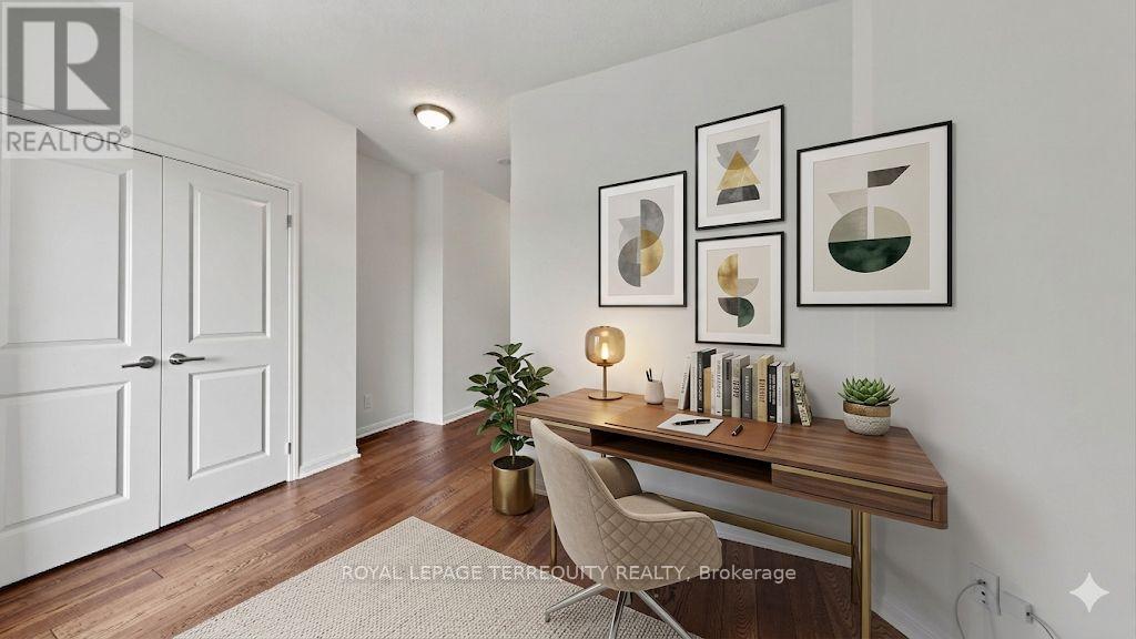 2205 - 15 Windermere Avenue, Toronto, Ontario M6S 5A2 - Photo 23 - W12950880