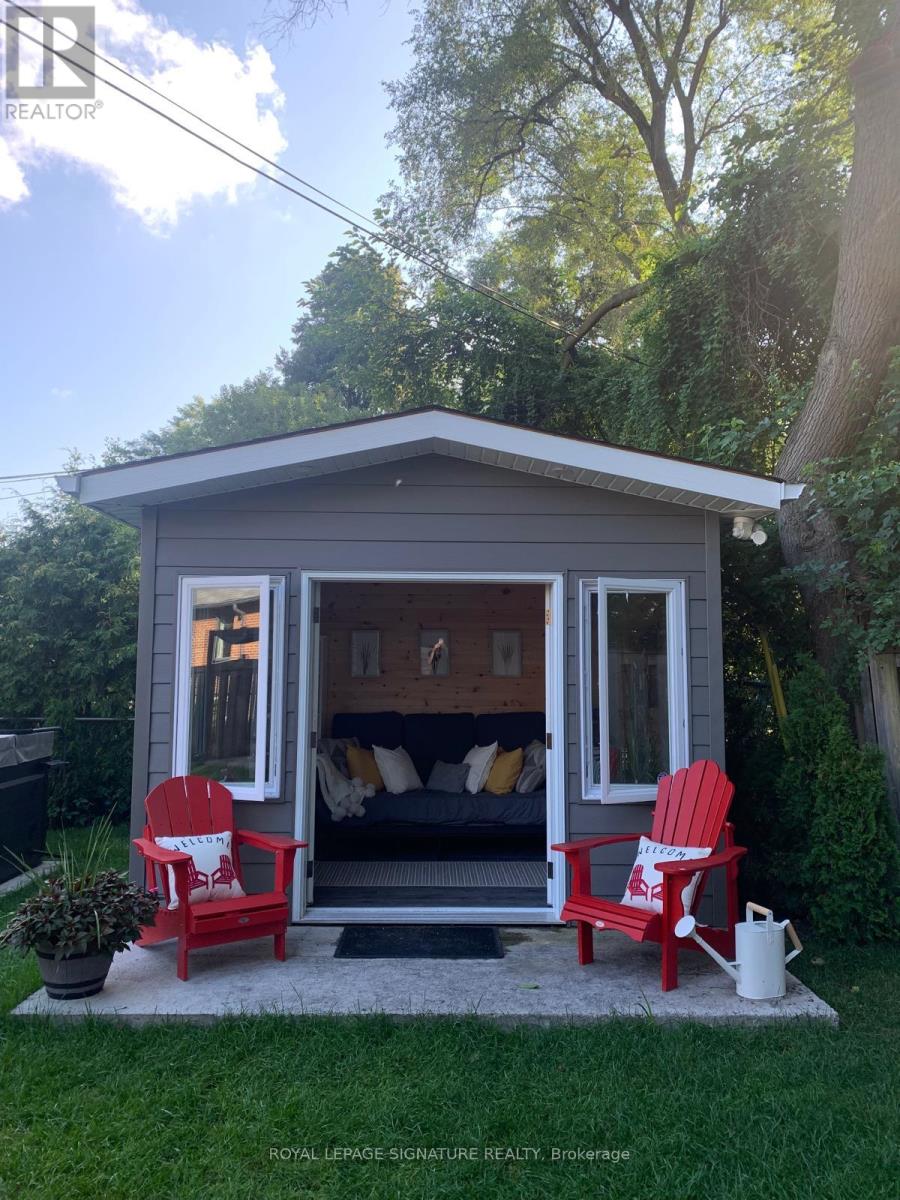 205 Prince Edward Drive S, Toronto, Ontario  M8Y 3X1 - Photo 31 - W12960020