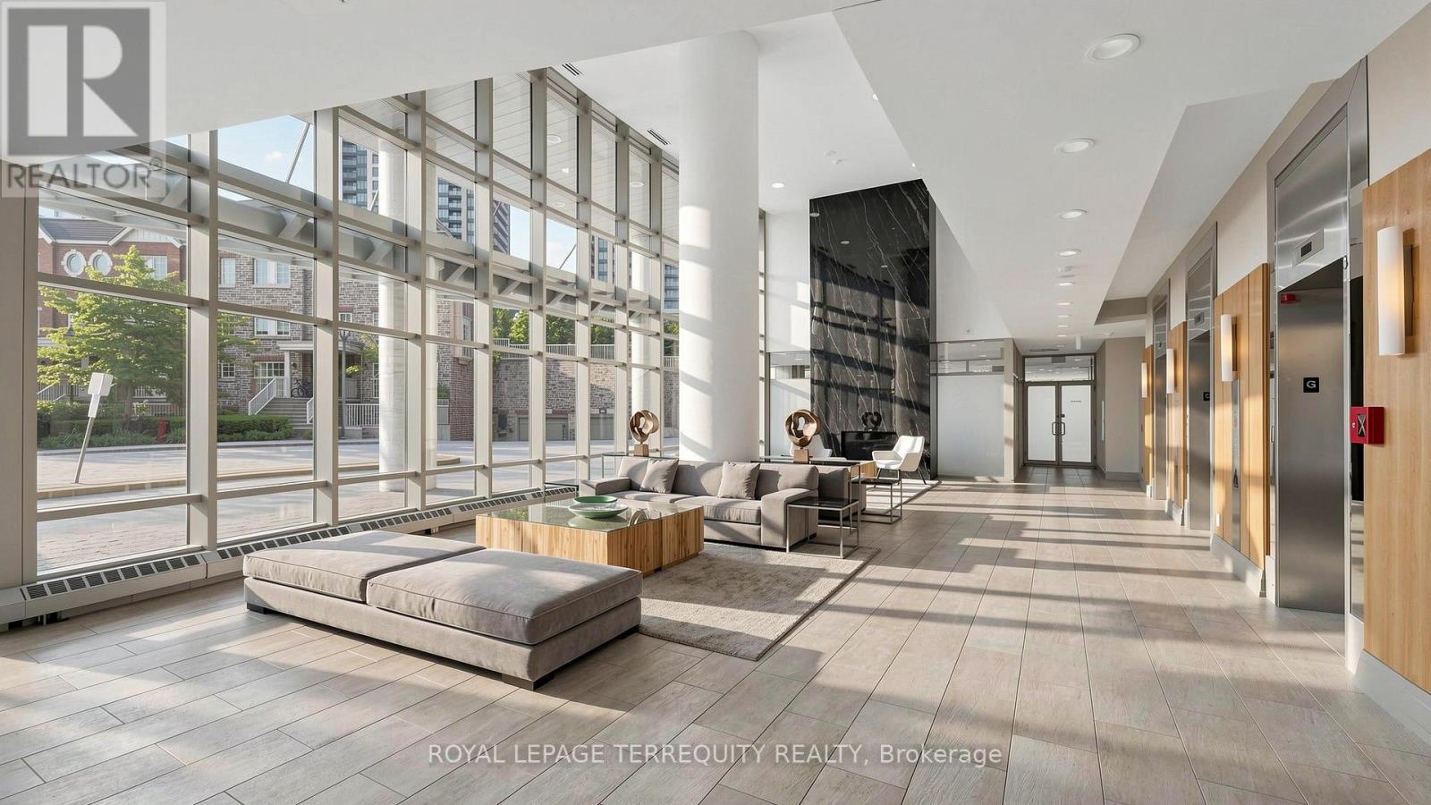 2205 - 15 Windermere Avenue, Toronto, Ontario M6S 5A2 - Photo 34 - W12950880