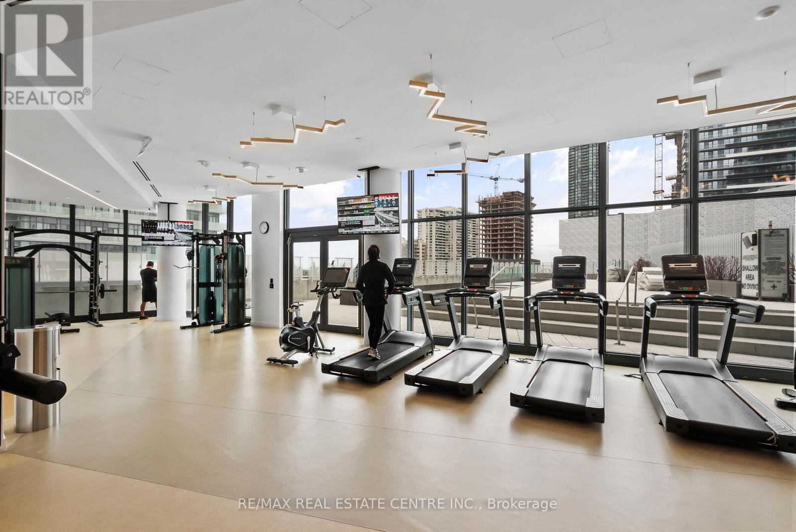 215 - 3900 Confederation Parkway, Mississauga, Ontario L5B 0M3 - Photo 33 - W12960920