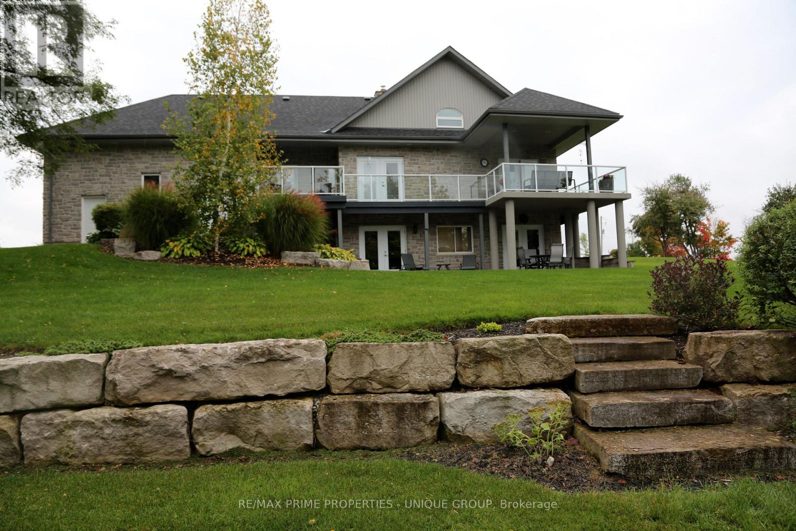 34241 Coursey Line, Lucan Biddulph, Ontario  N0M 2J0 - Photo 4 - X12842496